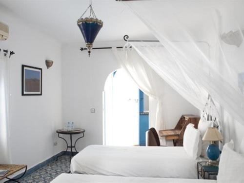 Twin Room with Private Bathroom