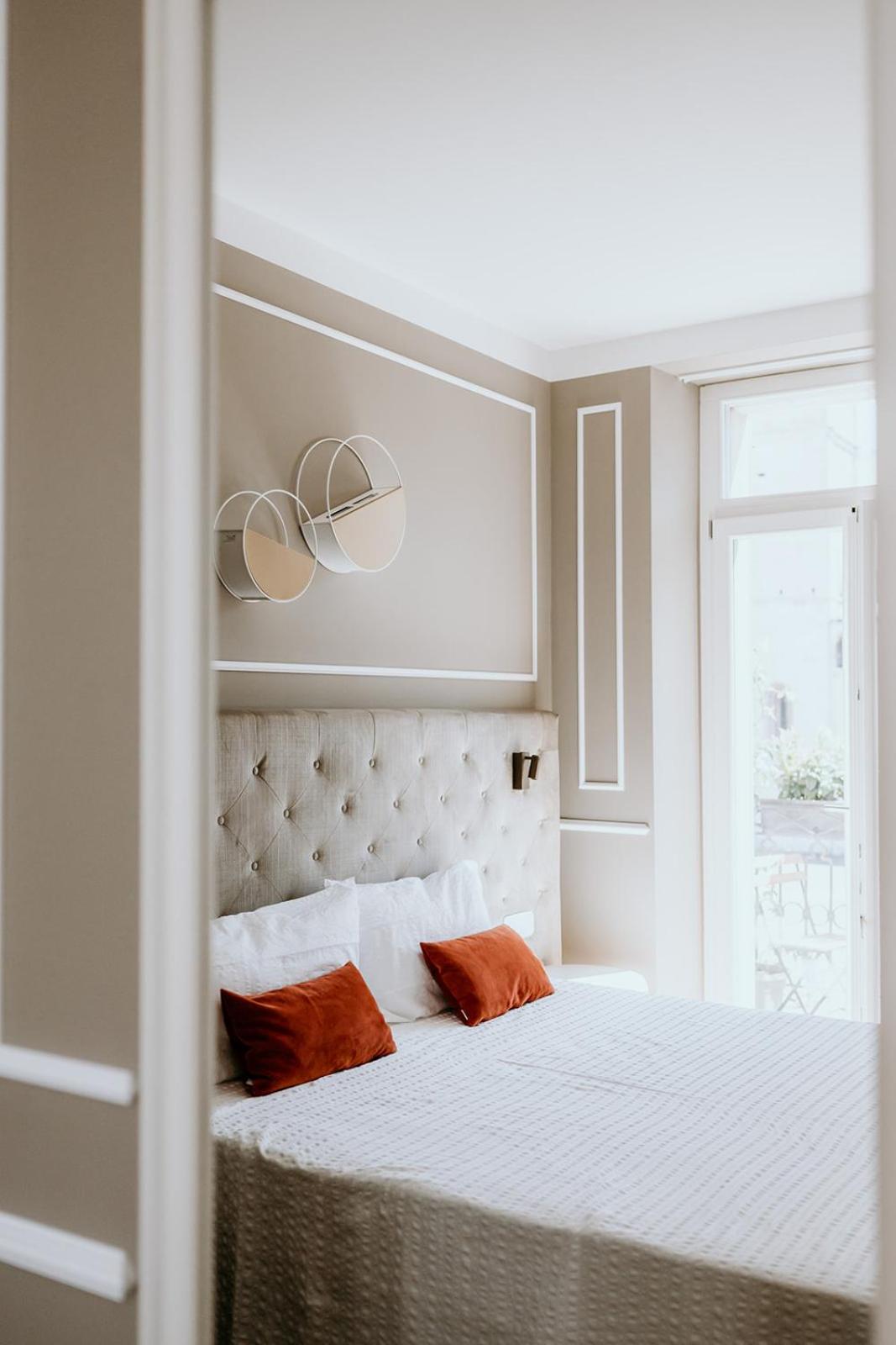 Deluxe Double Room with Balcony - Photo 1