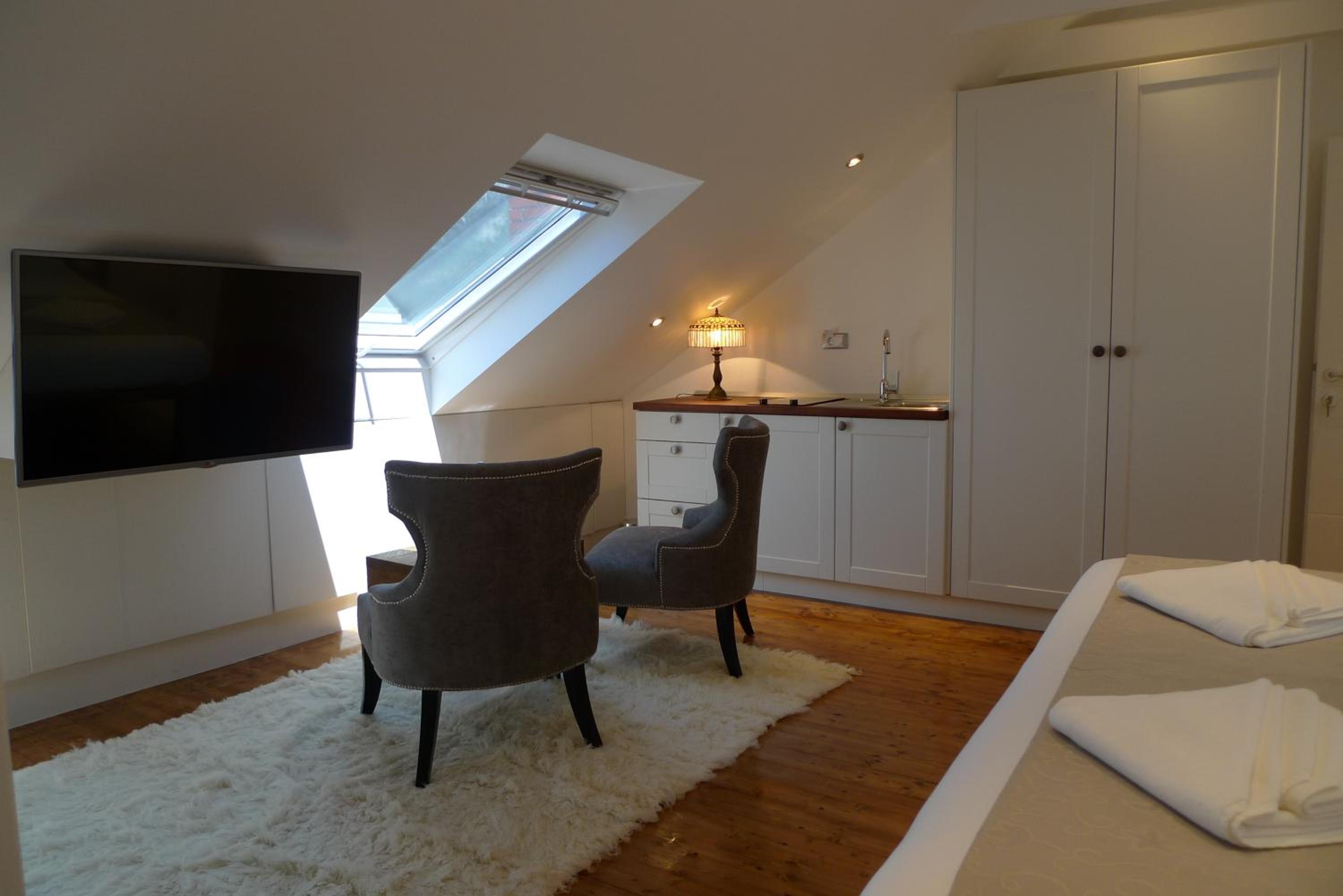 Studio with Sea View - Photo 9