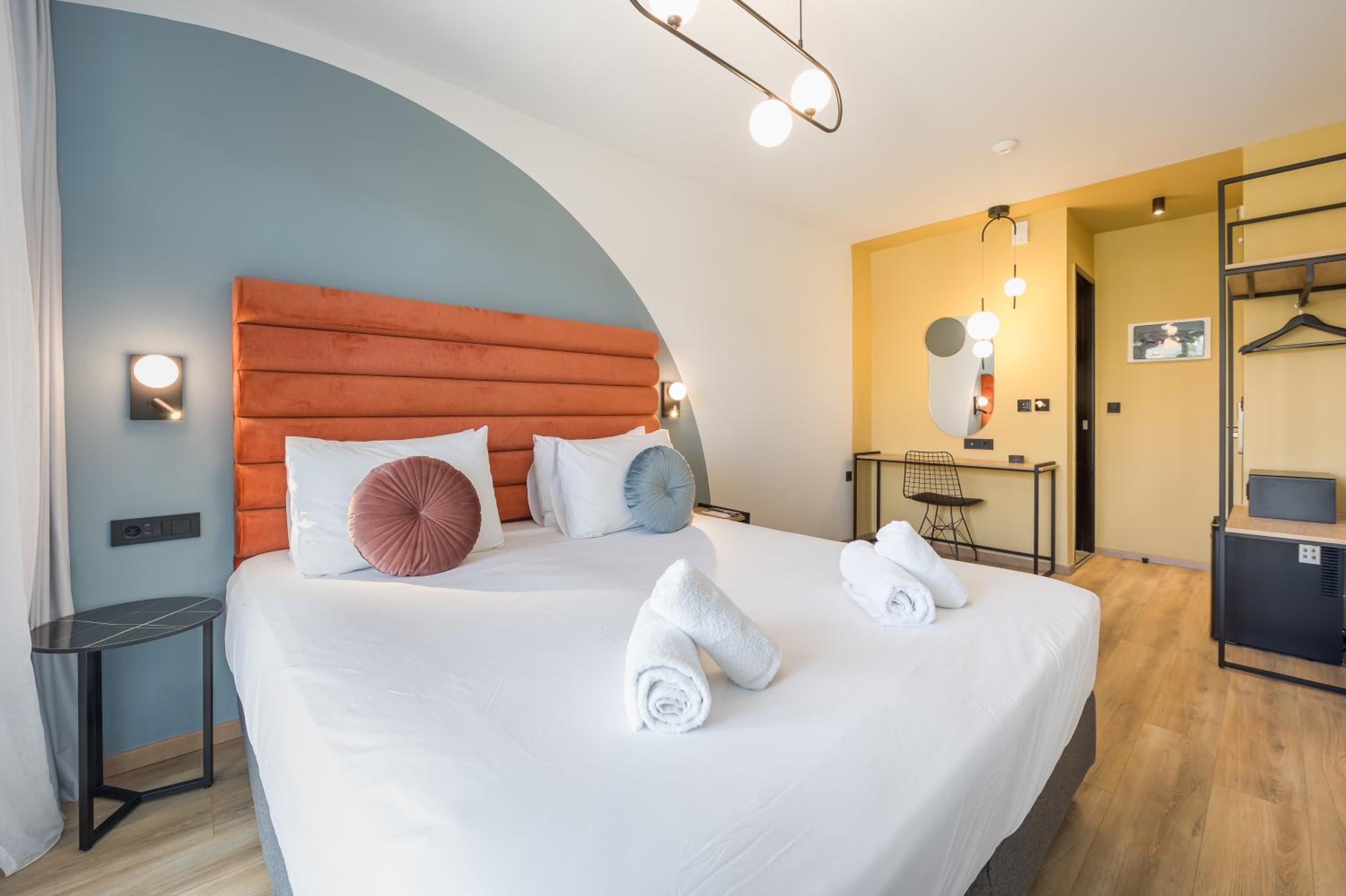 Deluxe Double Room - Photo 3