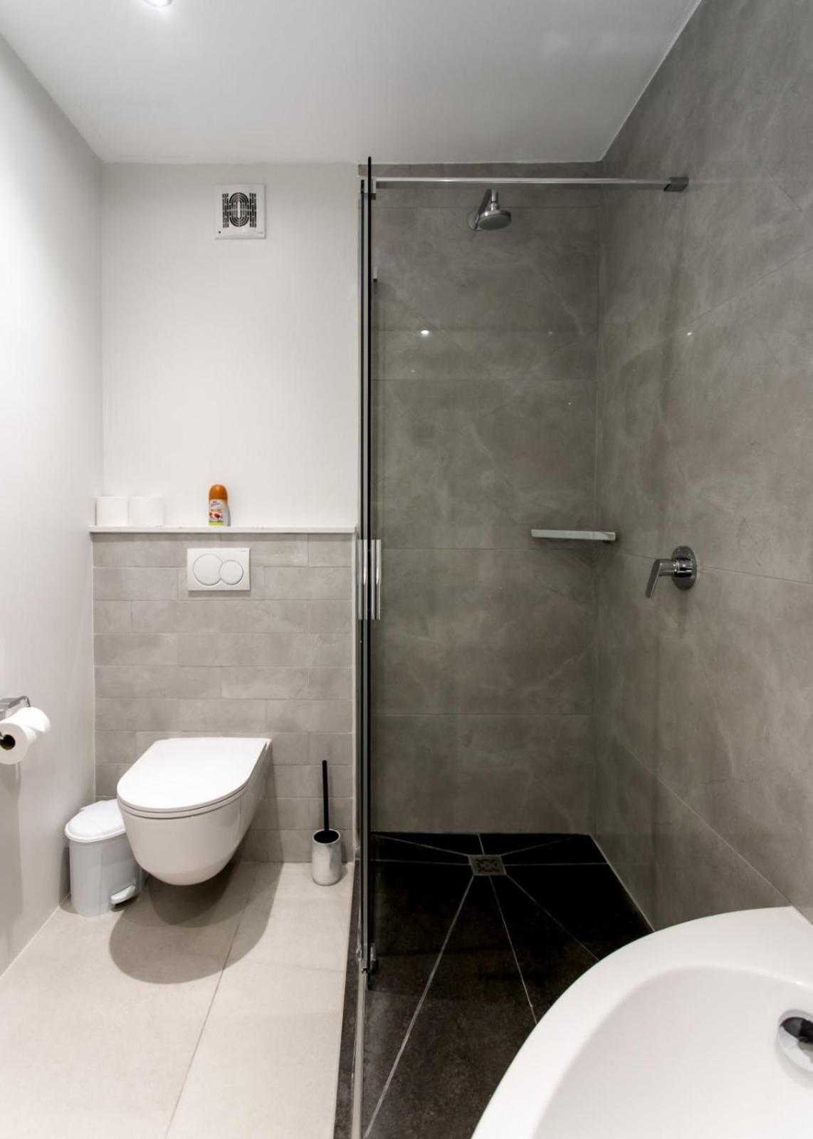 Apartment - Photo 5