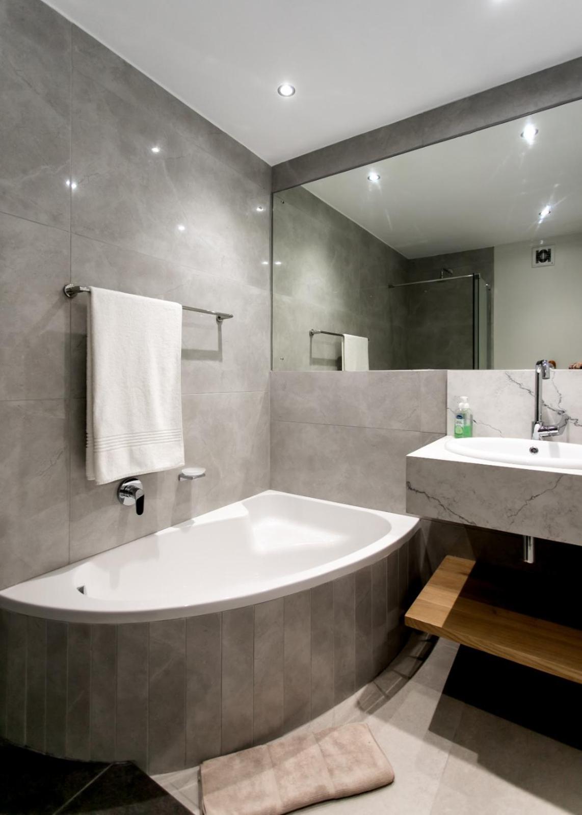 Apartment - Photo 4