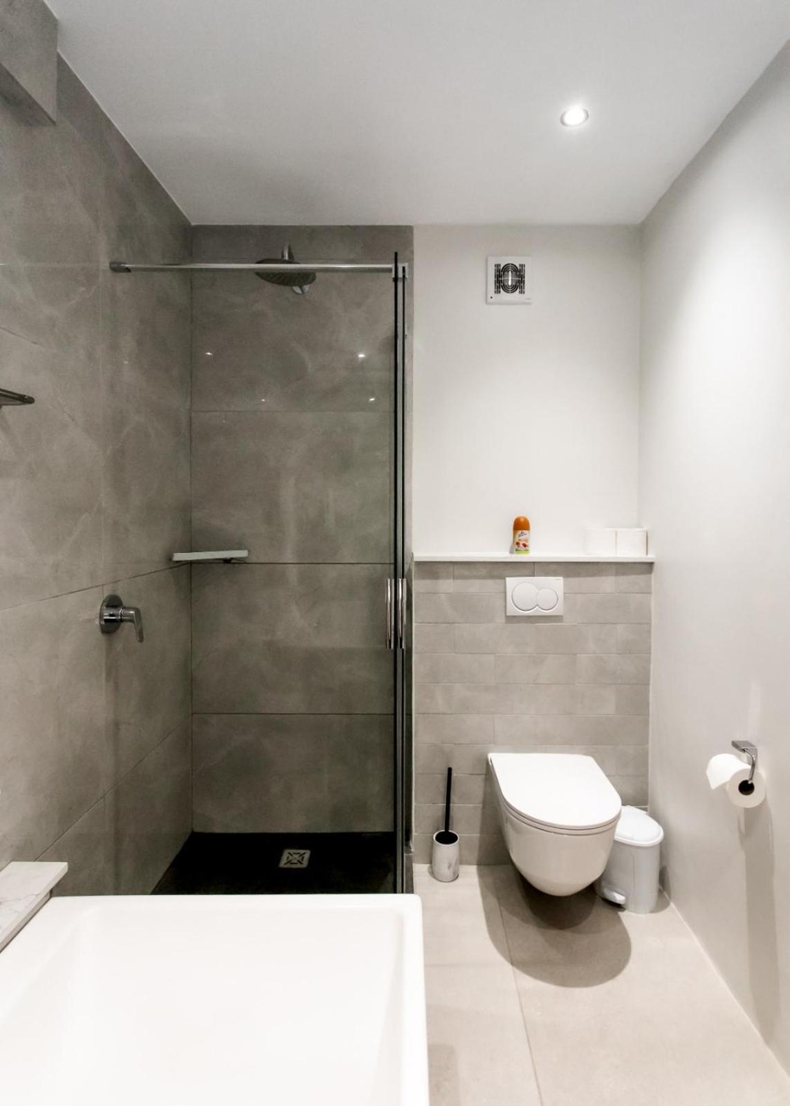 Apartment - Photo 13