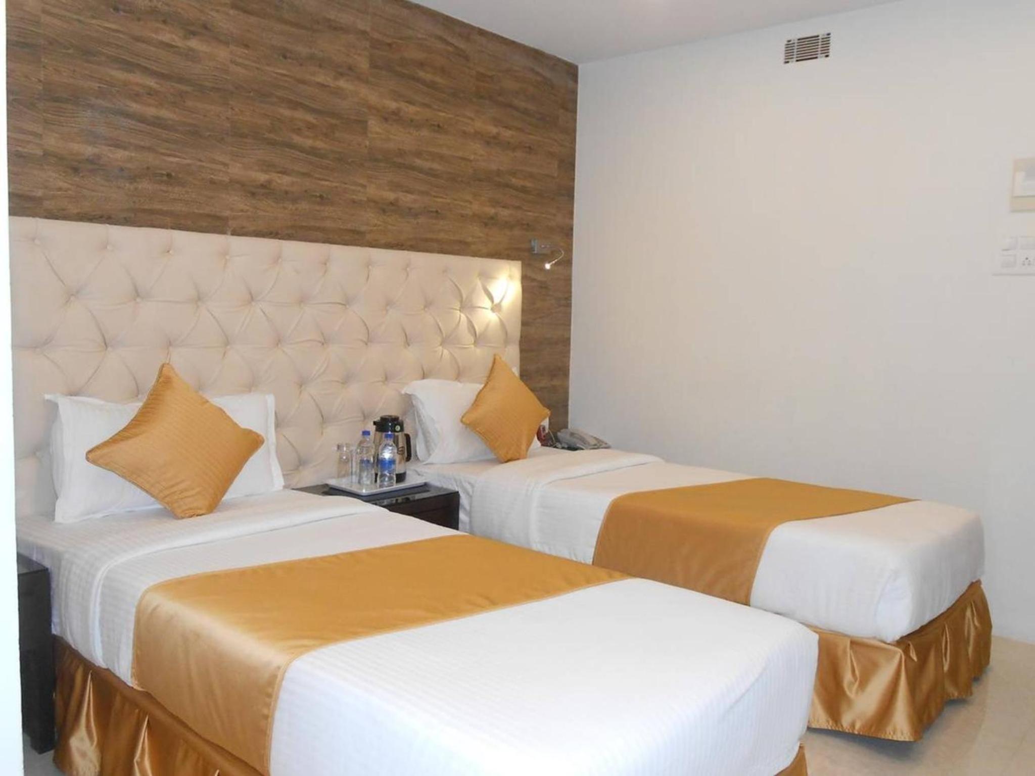 PREMIUM DELUXE ROOM - Photo 3