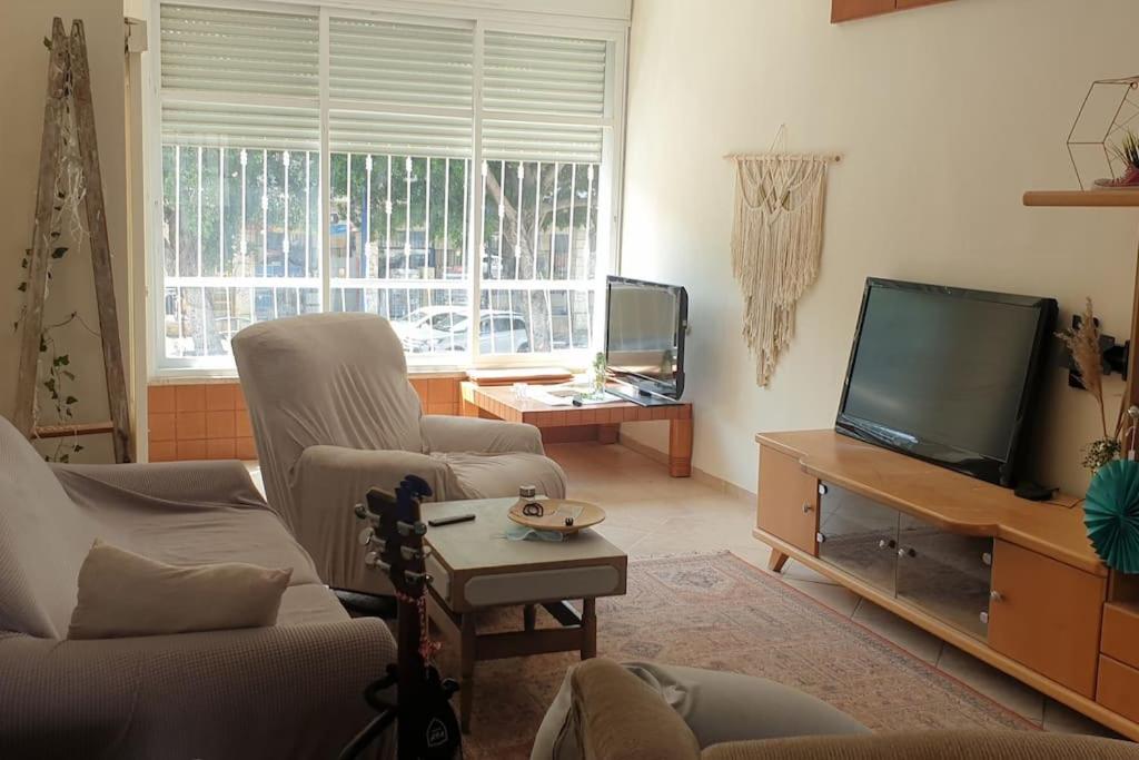 Three-Bedroom Apartment photo 1