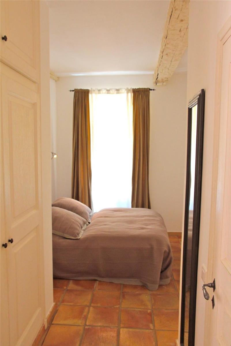 Apartment - Ground Floor photo 2