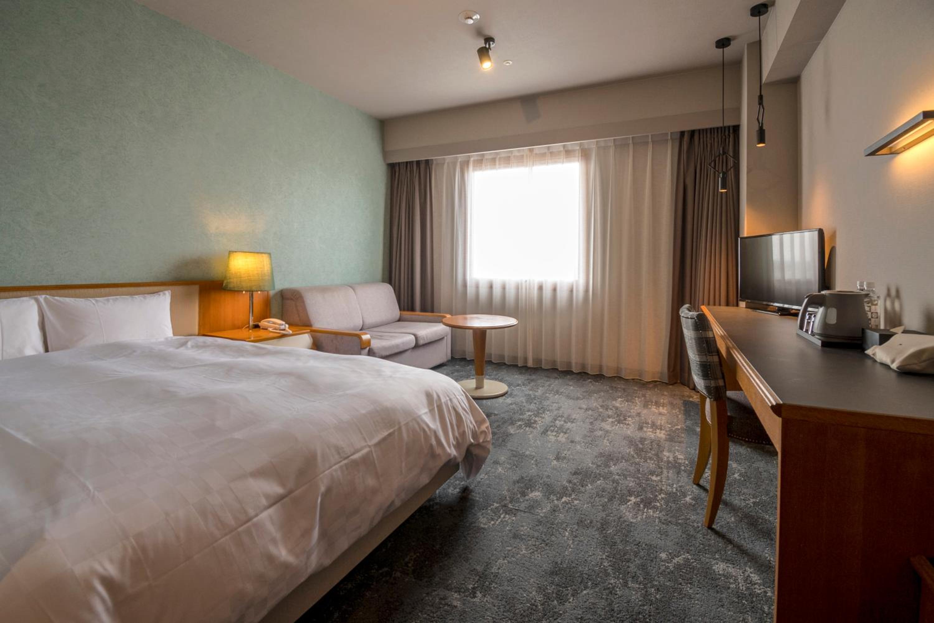 Double Room - Non-Smoking  - Photo 4