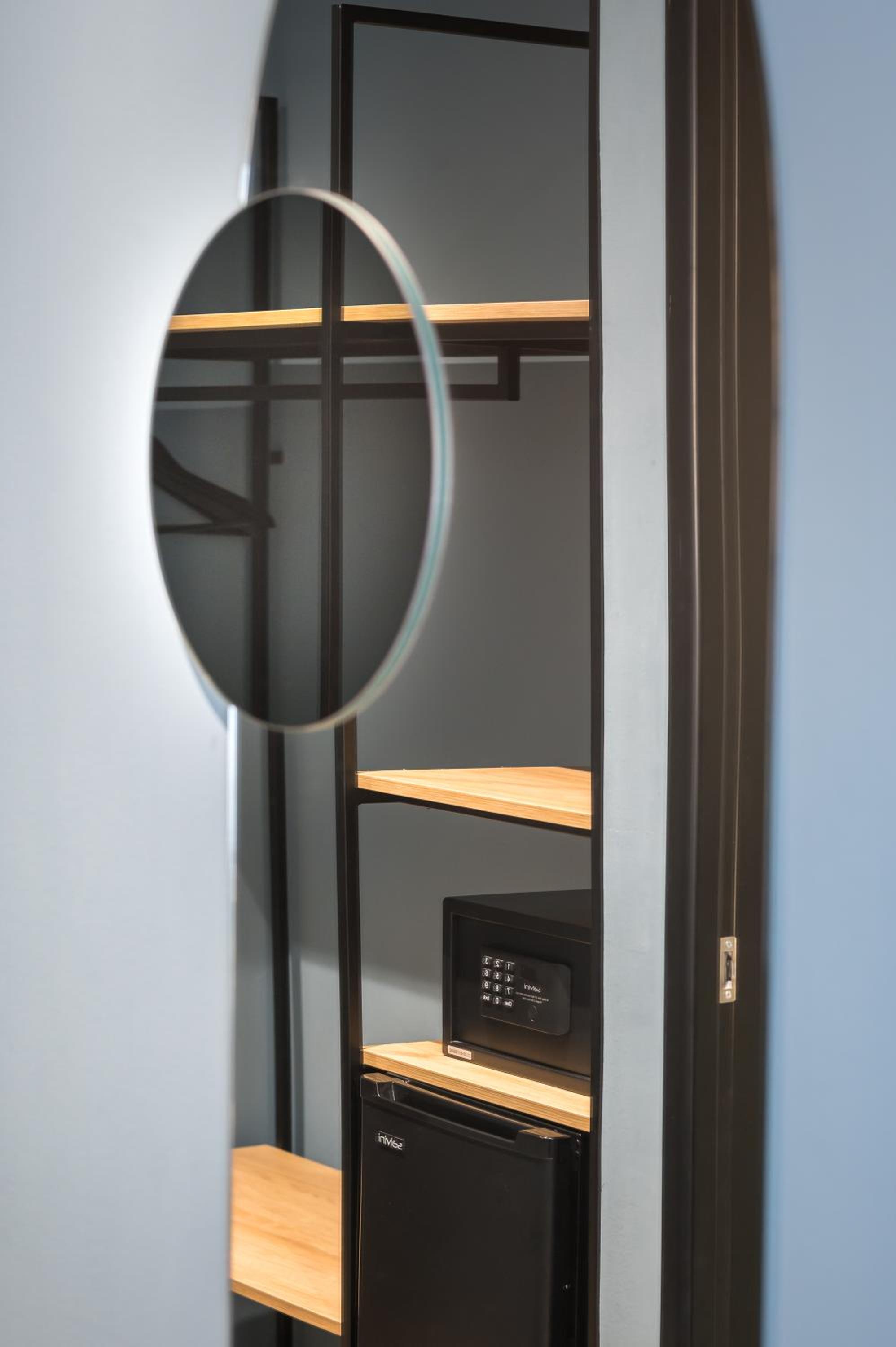 Deluxe Junior Suite - Photo 2