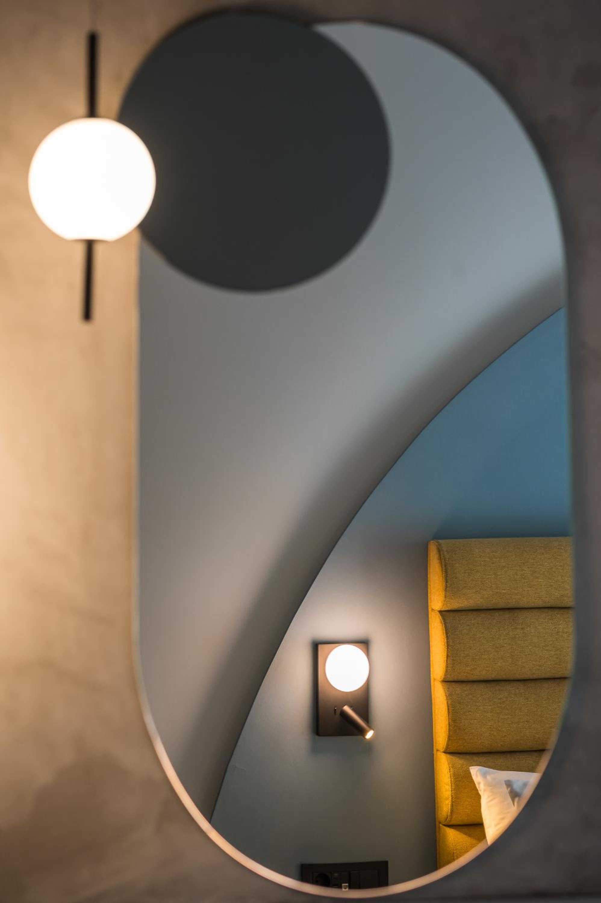 Deluxe Junior Suite - Photo 11