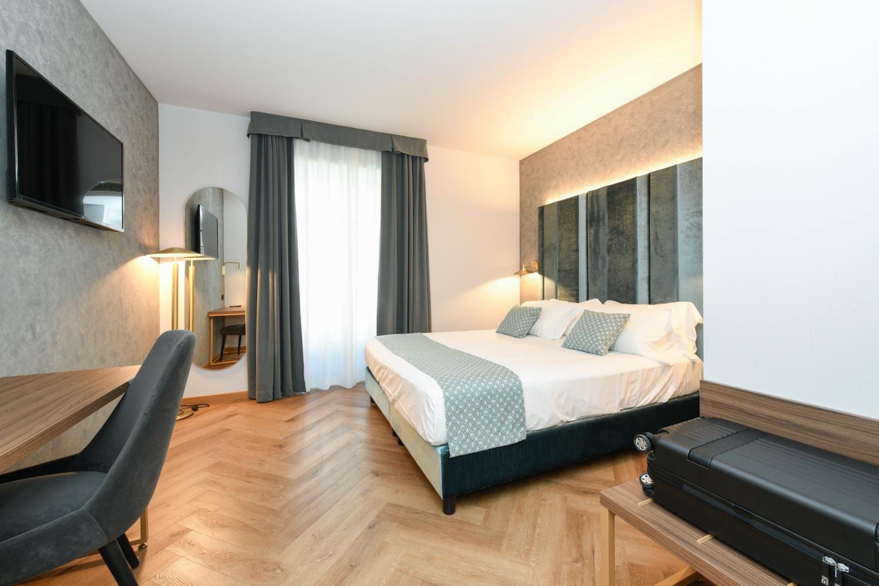 Superior Double Room - Photo 1