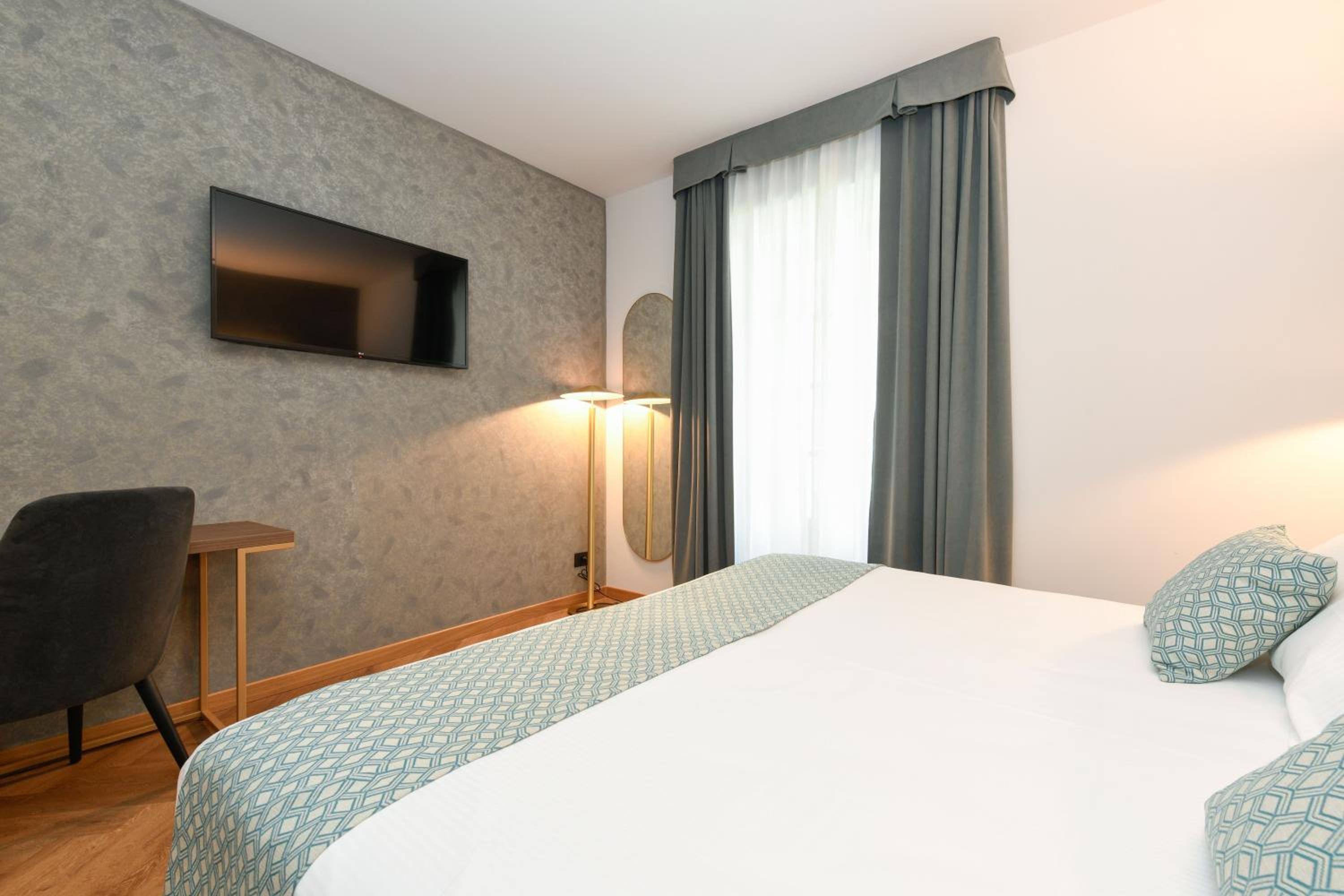 Superior Double Room - Photo 9