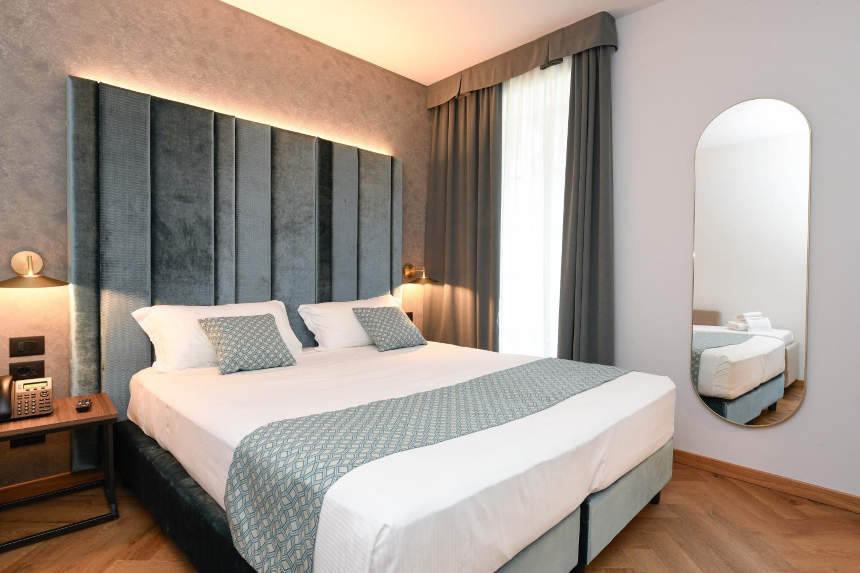 Superior Double Room - Photo 8