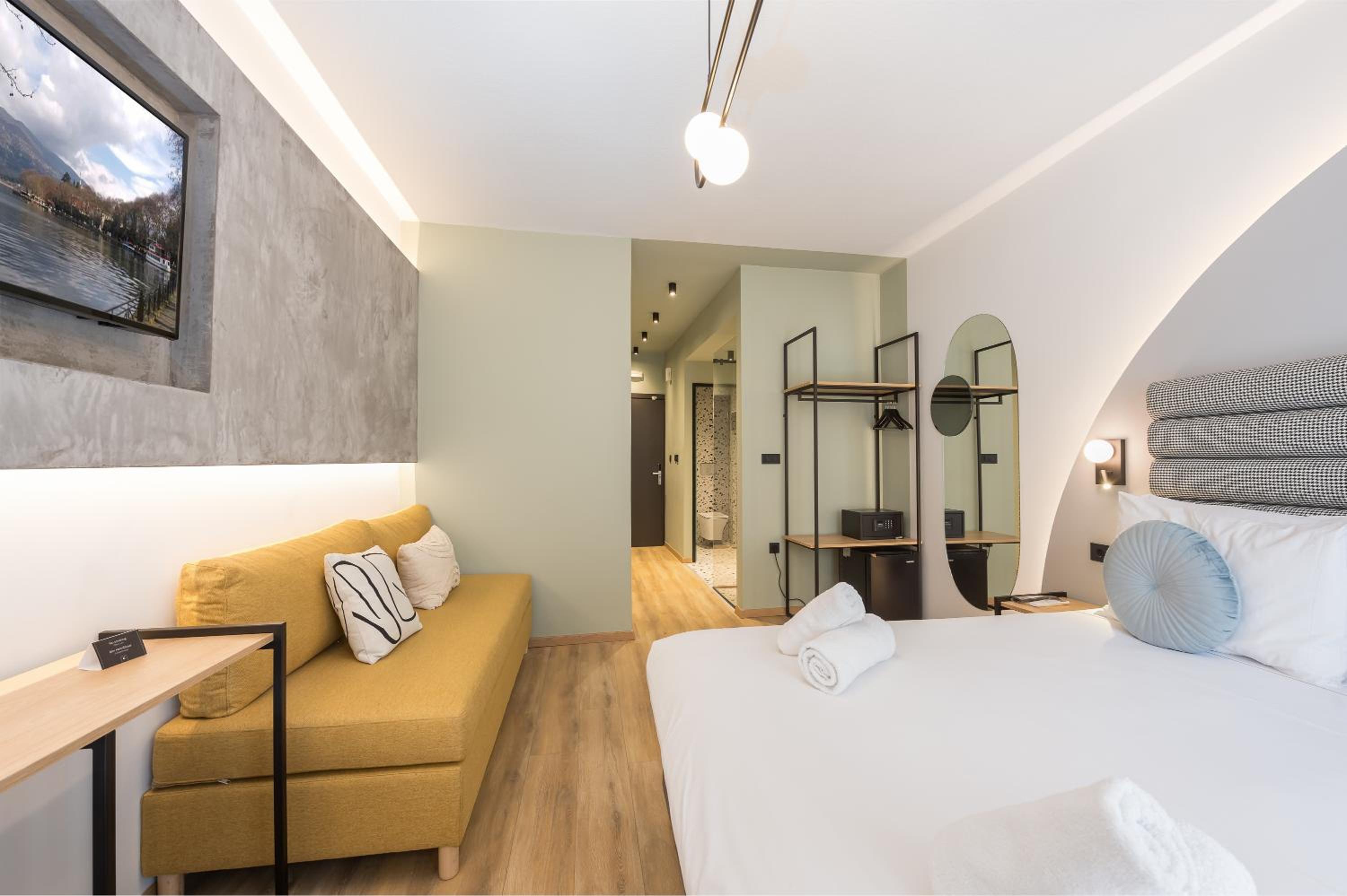 Junior Suite with Garden View - Photo 6