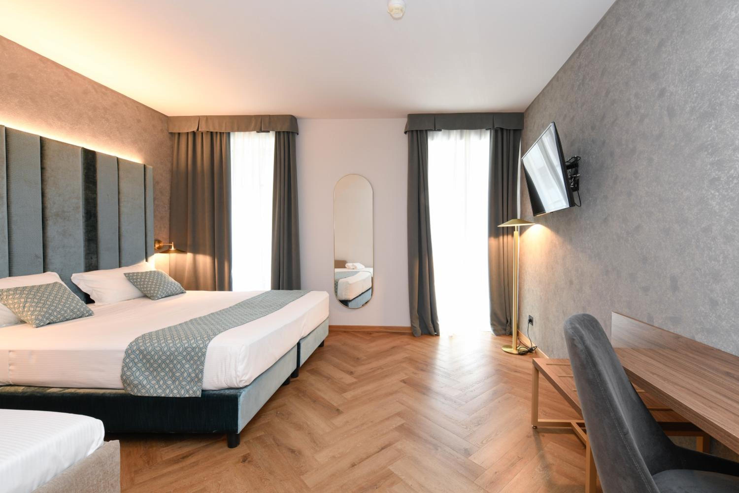 Classic Triple Room - Photo 8