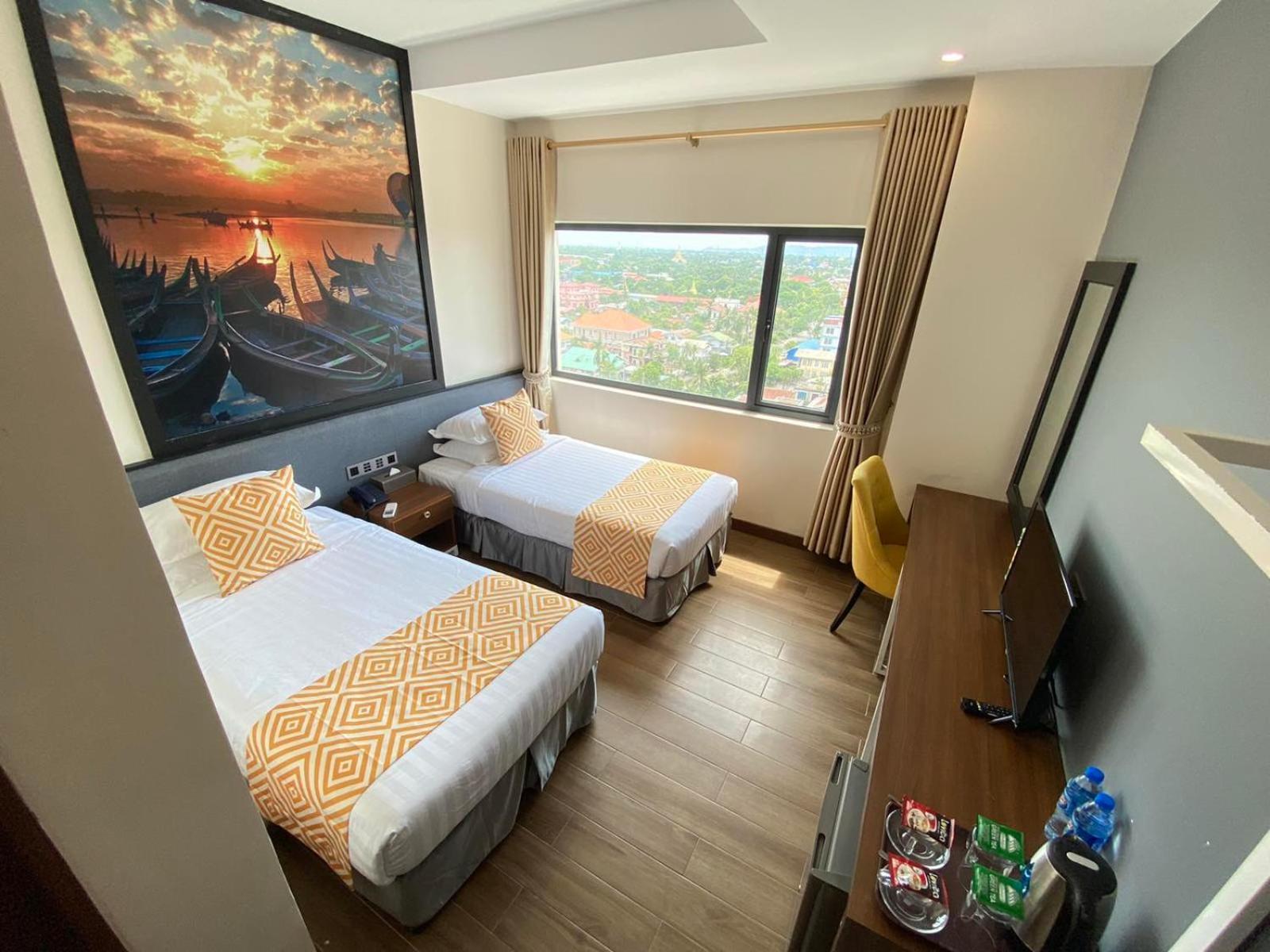 Superior Double or Twin Room photo 3