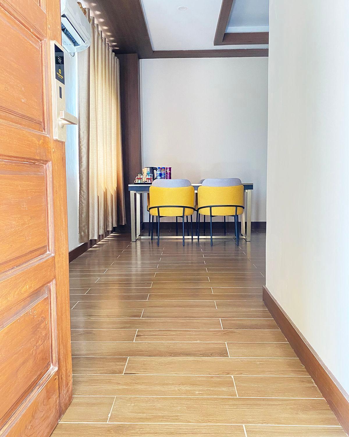 Family Room - Photo 1