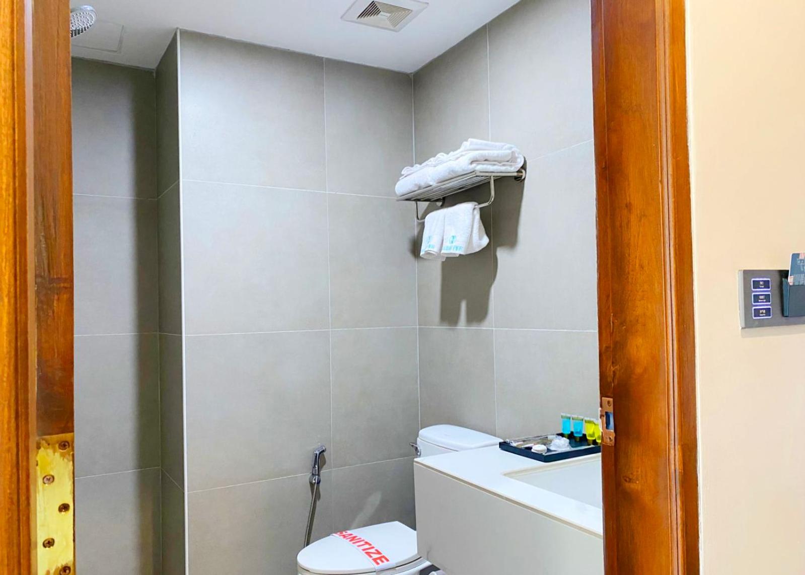 Deluxe Double or Twin Room photo 2