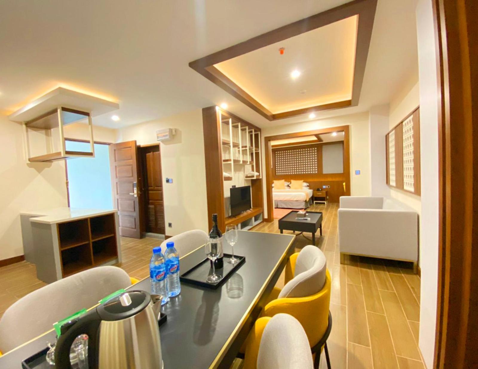 Executive Suite photo 2