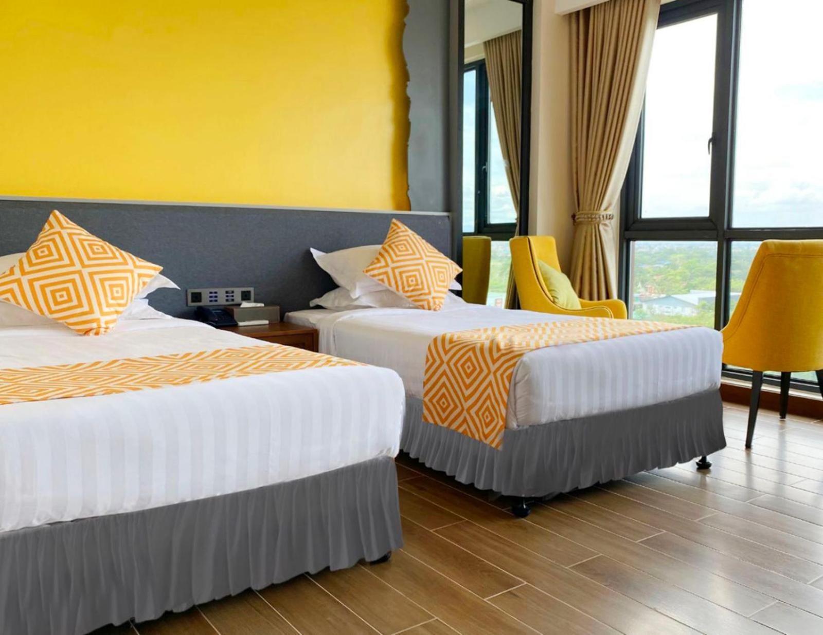 Deluxe Suite - Photo 5