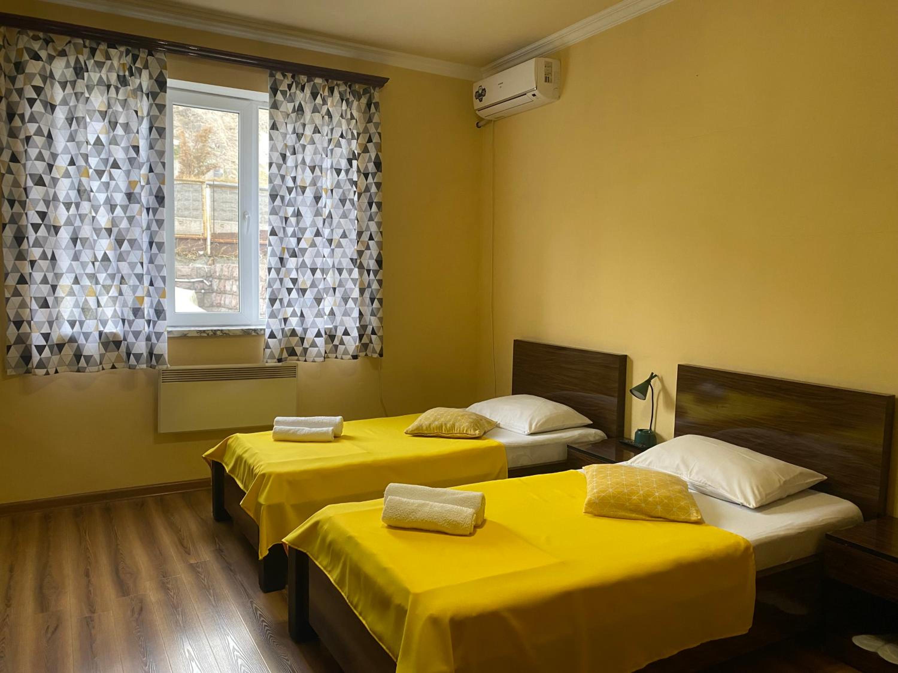 Twin Room with Private Bathroom