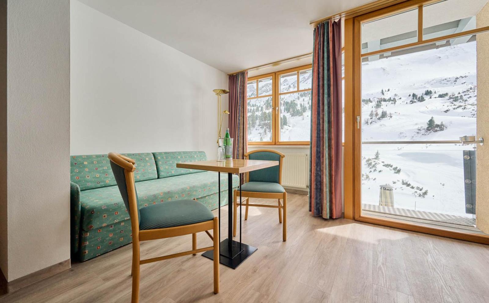 Double Room with Balcony photo 3