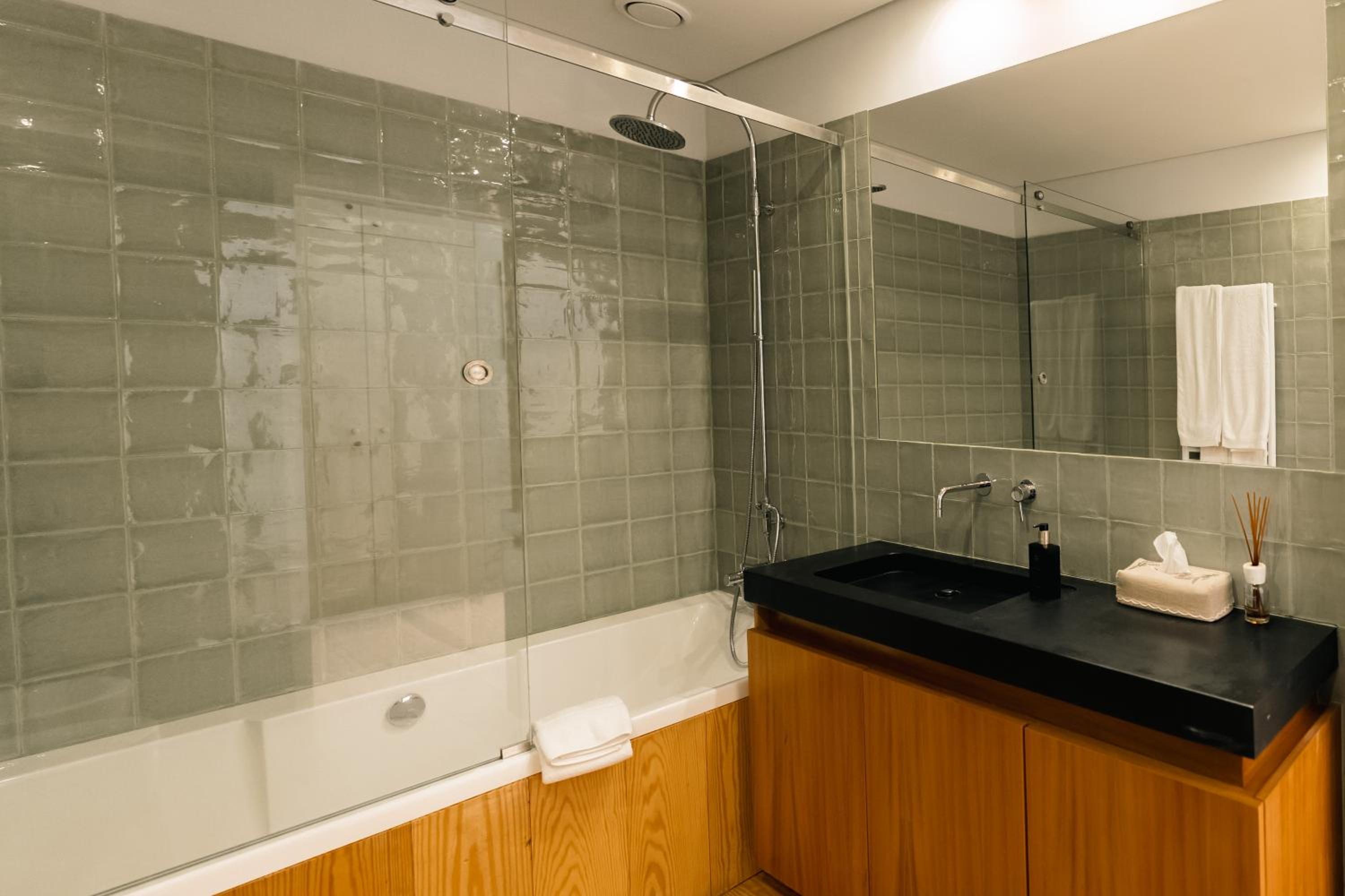 Deluxe Double or Twin Room photo 3