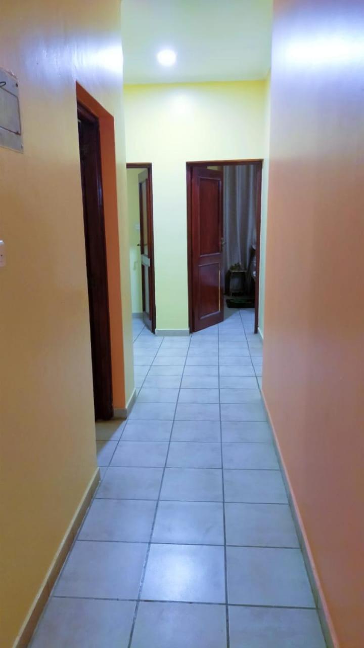 Three-Bedroom House - Photo 3