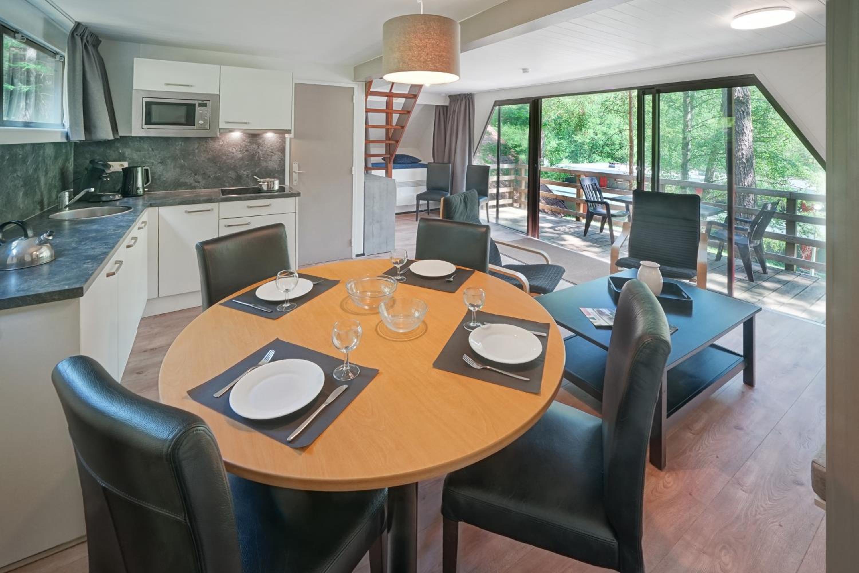 Bungalow (5 Adults) - Photo 7