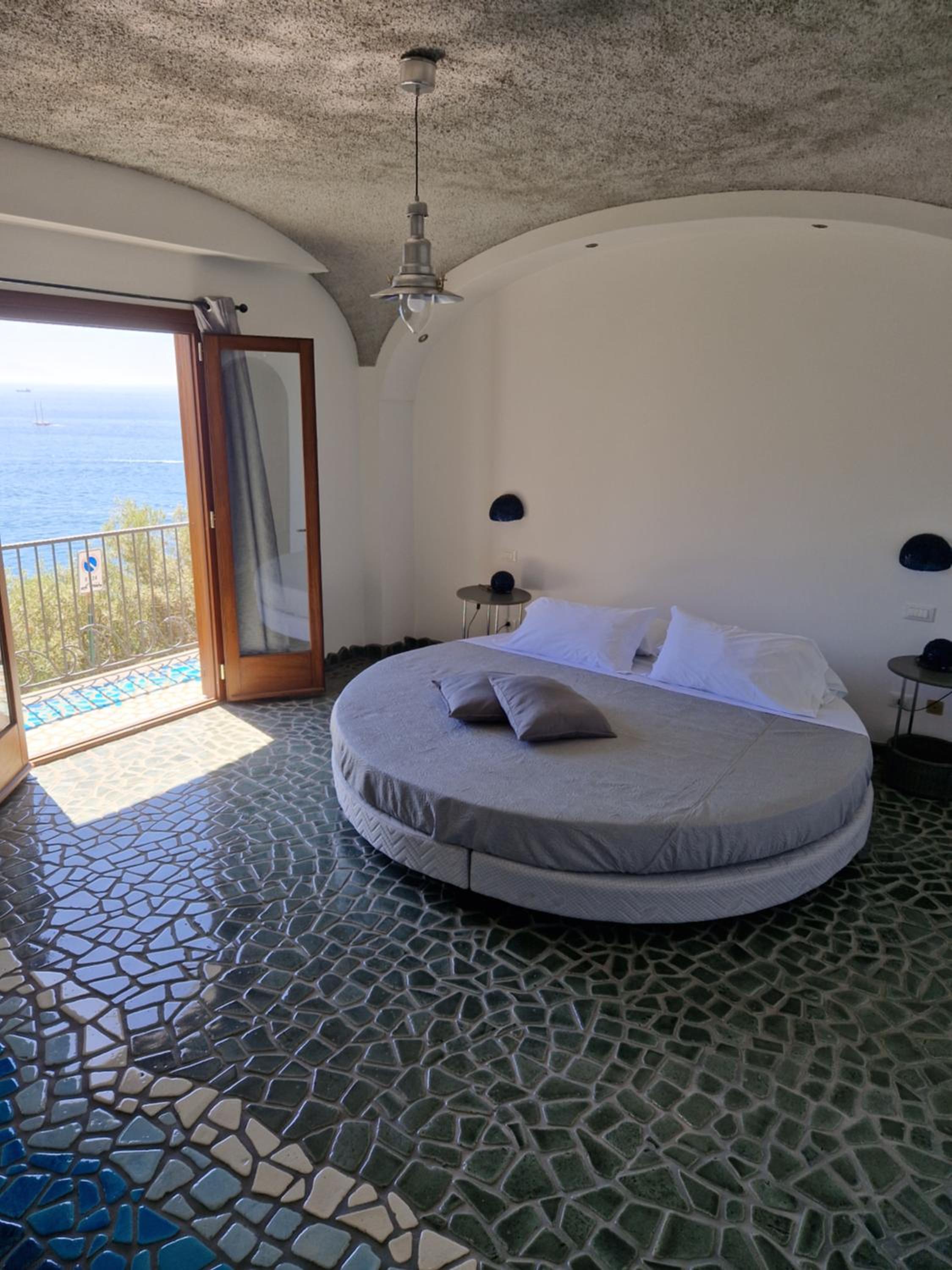 Deluxe Double Room with Balcony and Sea View