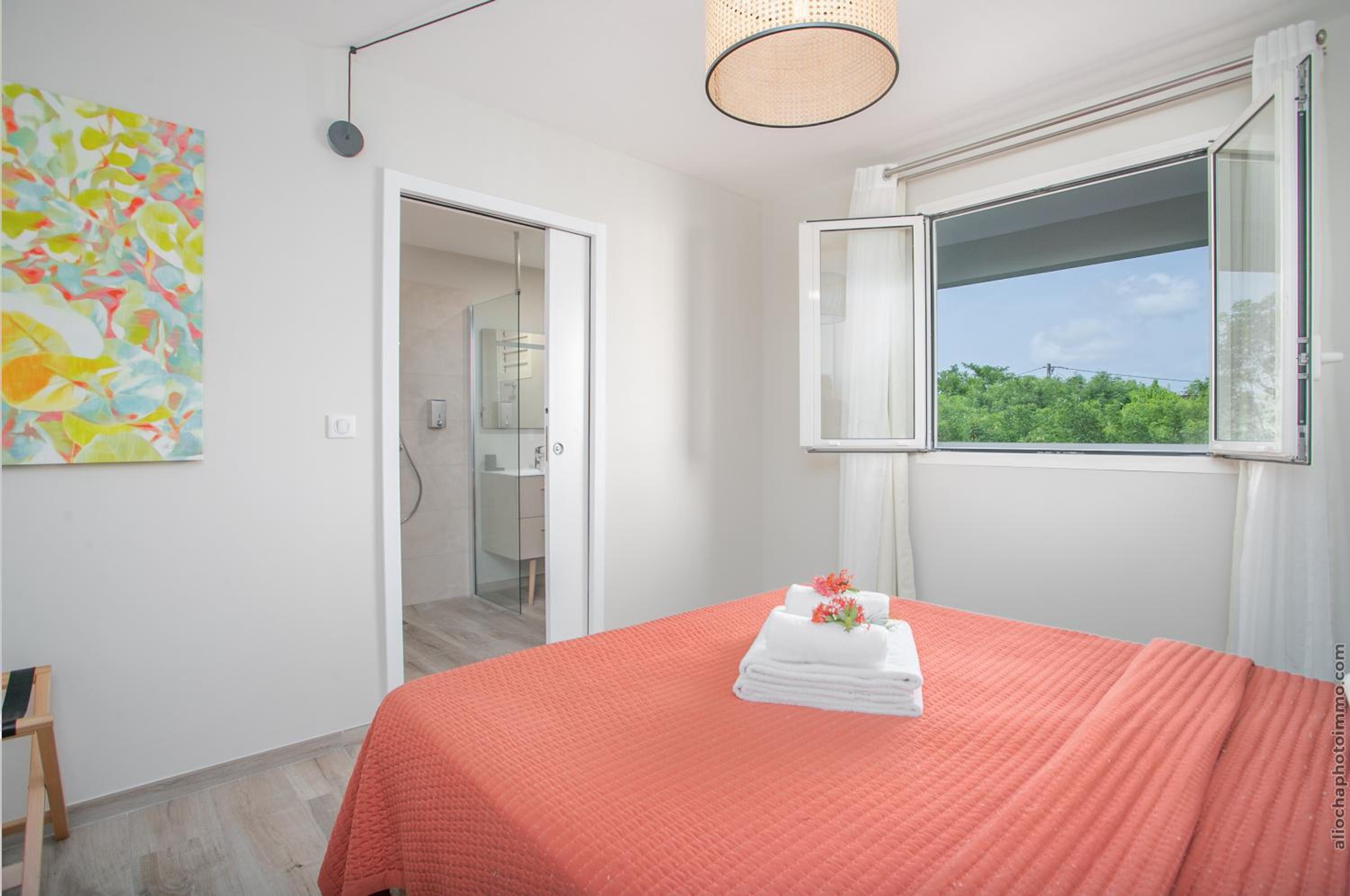 Comfort Apartment with Garden View - Photo 16