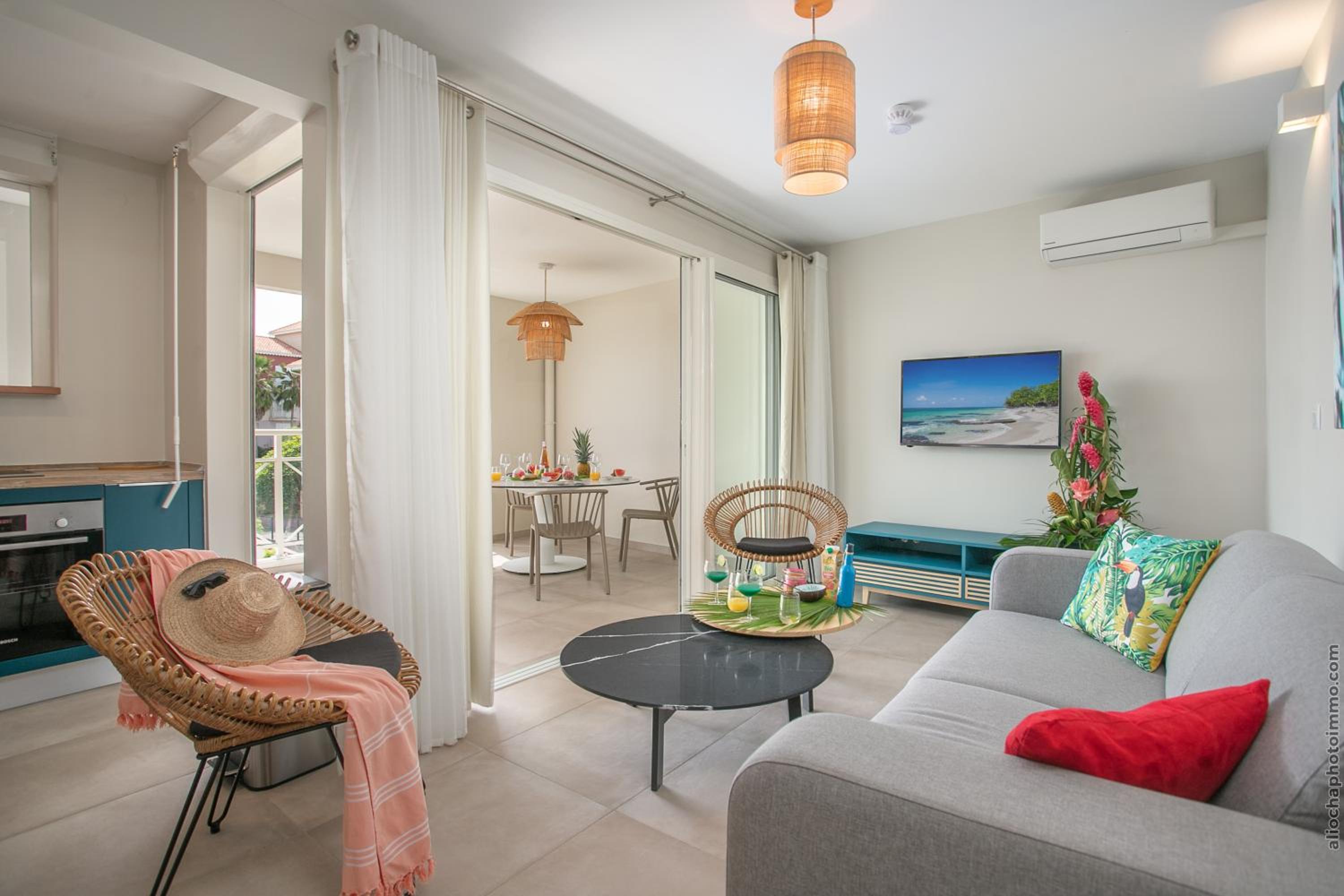 Privilege Apartment with Sea View