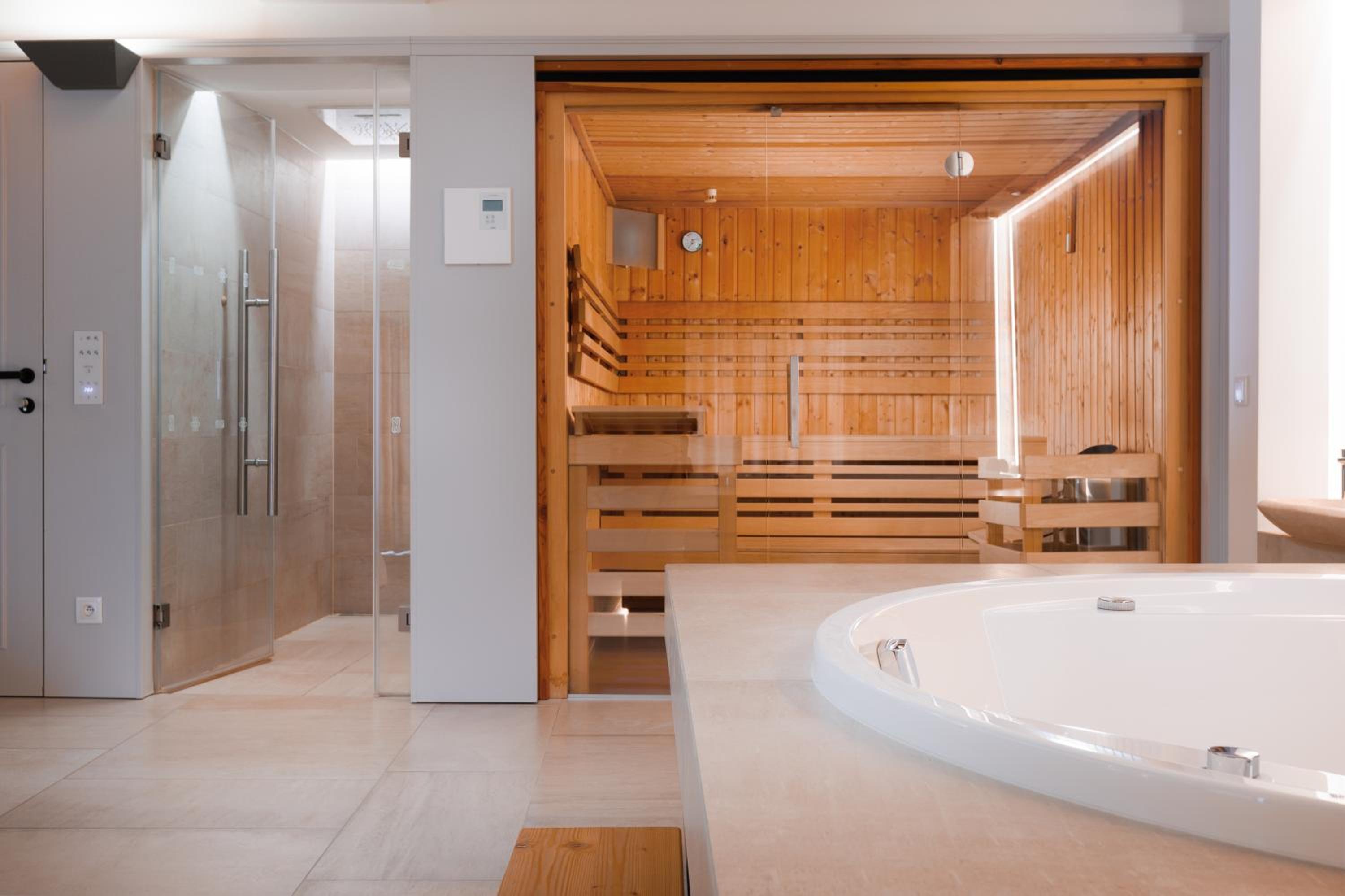 Wellness Apartment with Whirlpool and Sauna photo 3