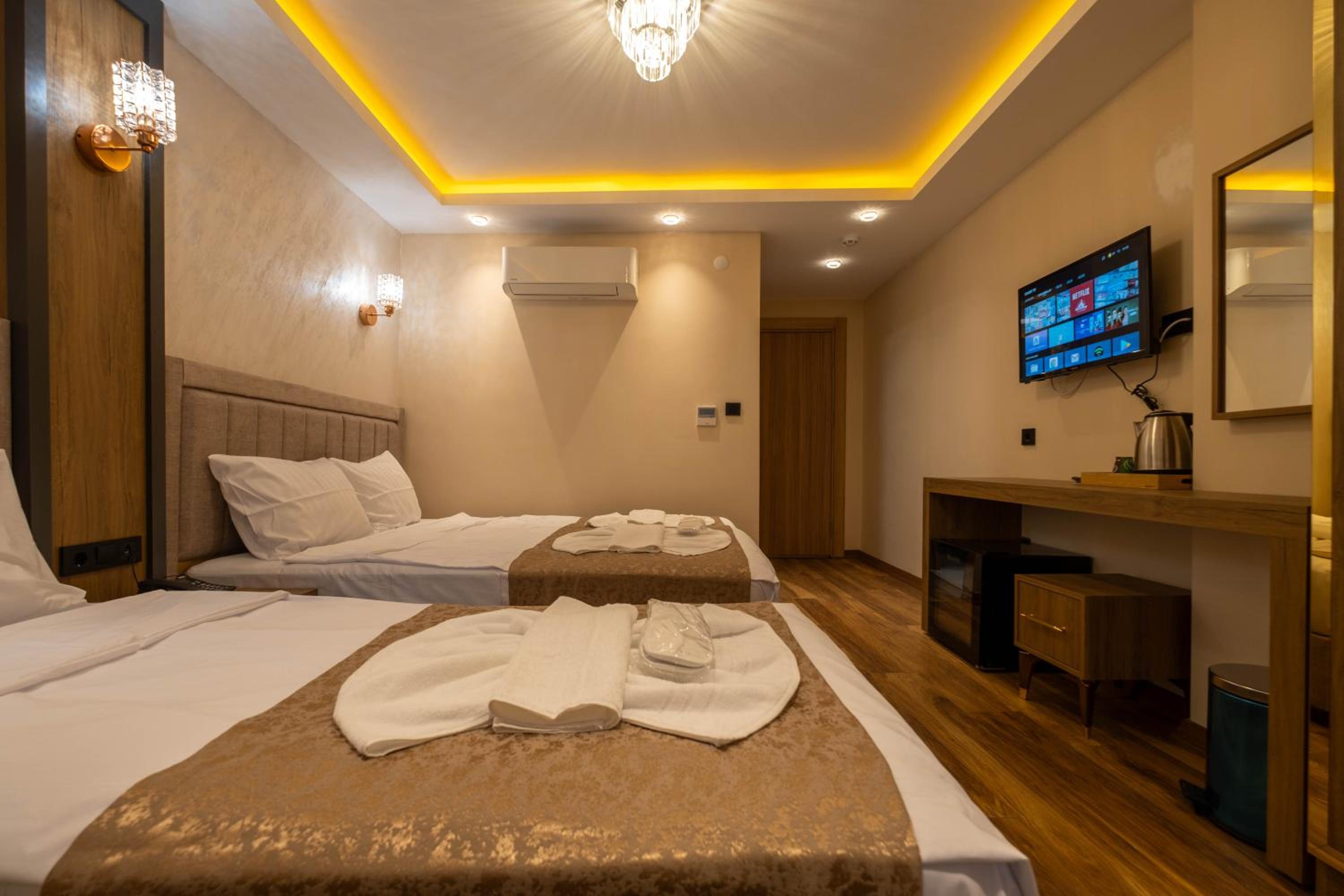 Superior Triple Room photo 1