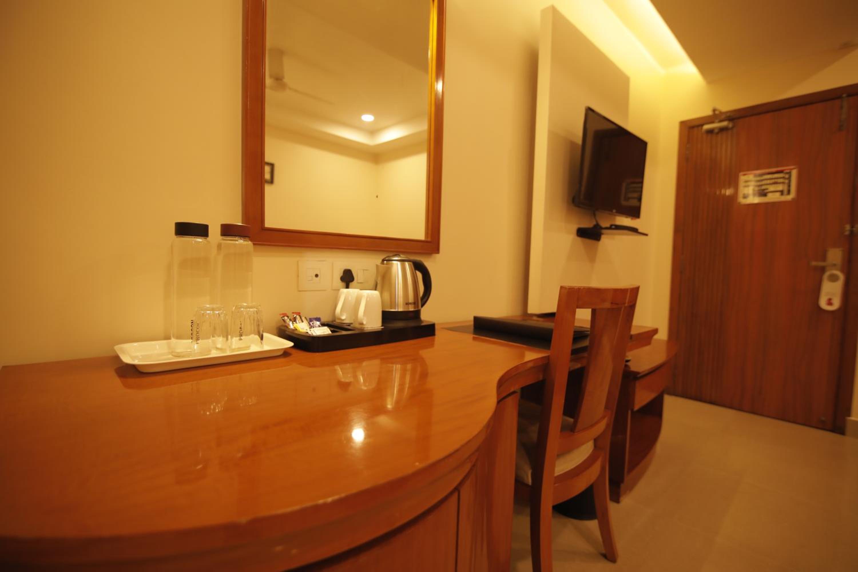 Deluxe Room - Photo 4