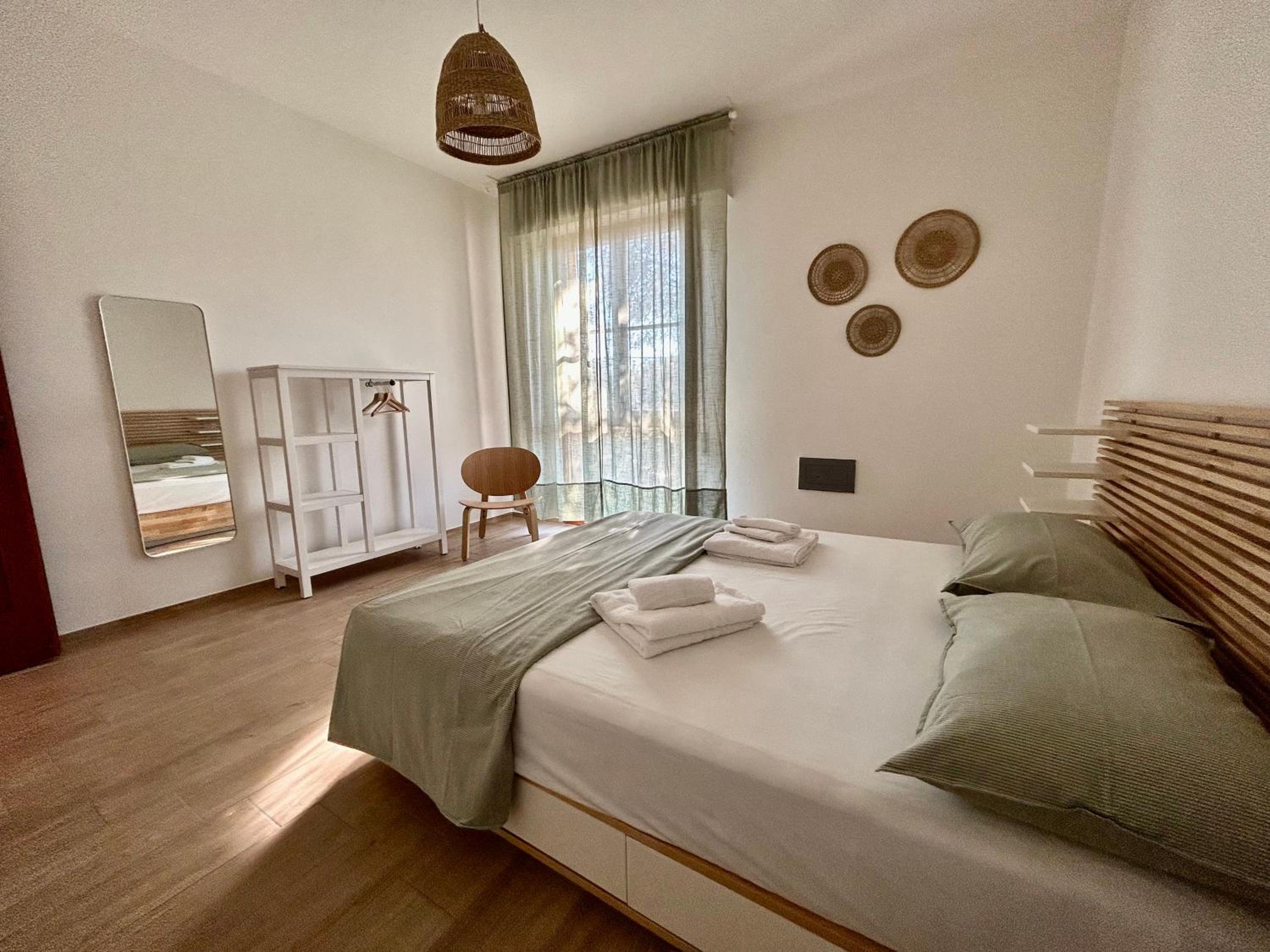 Three-Bedroom Apartment - Photo 12