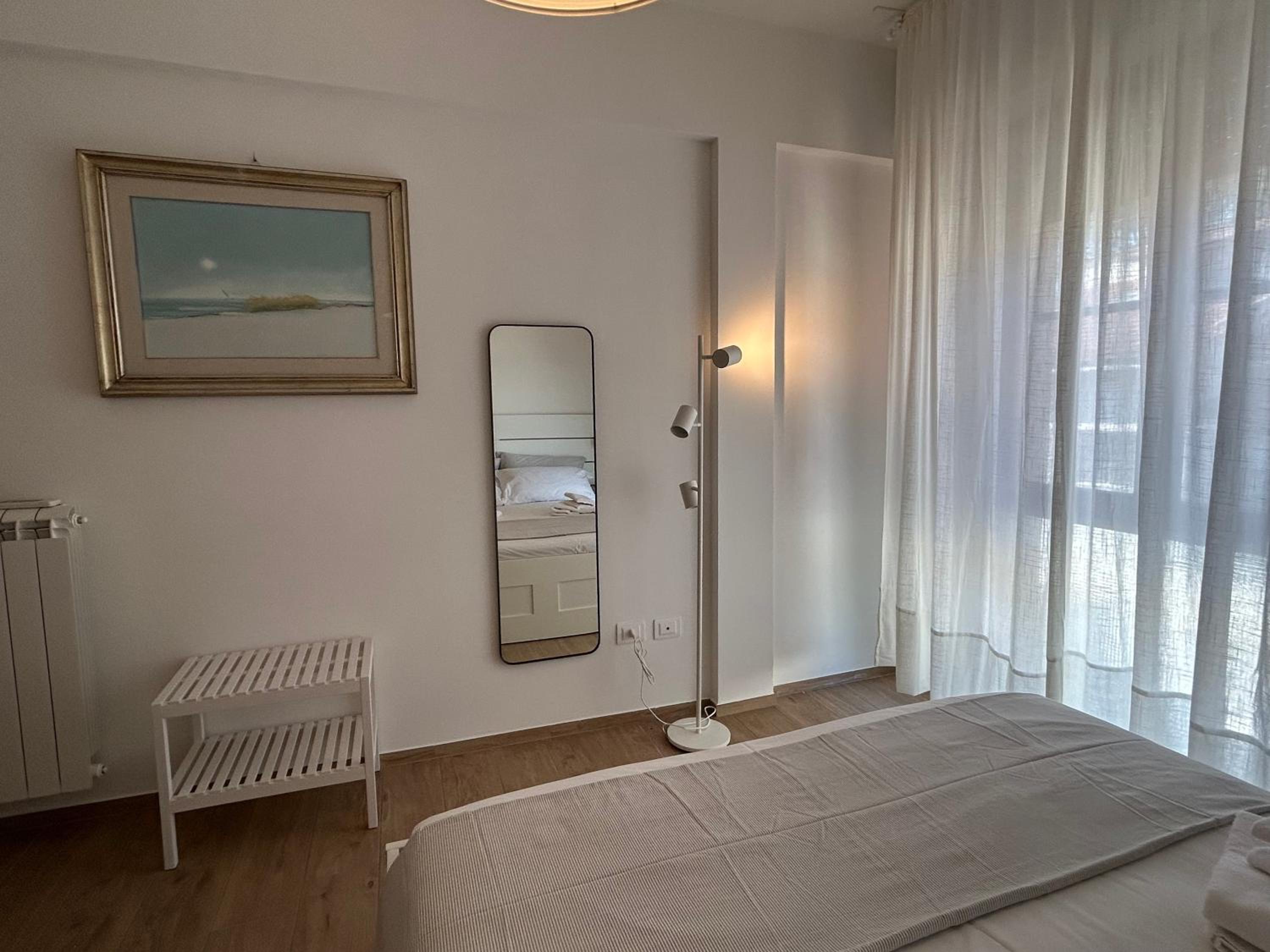 Three-Bedroom Apartment - Photo 20