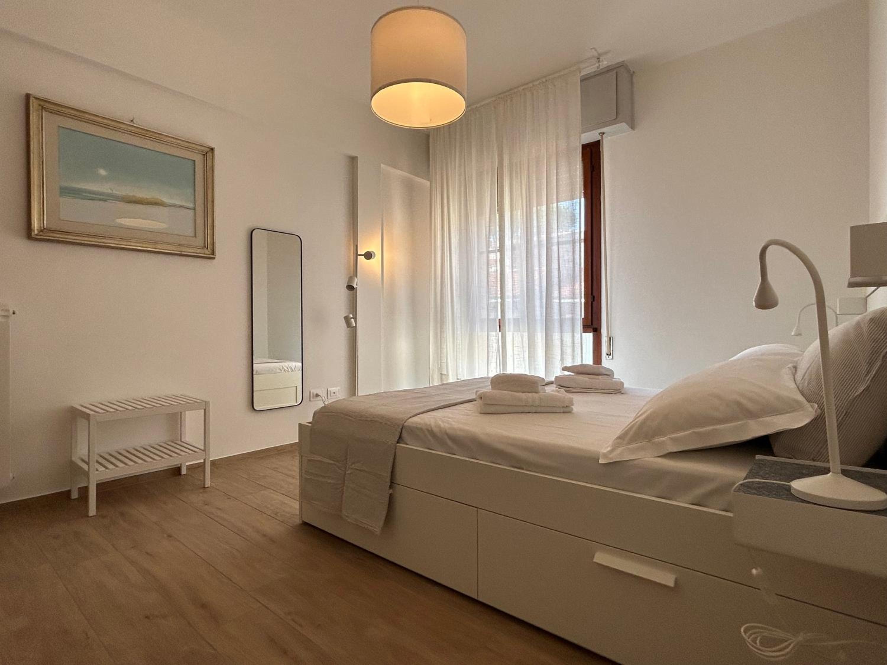 Three-Bedroom Apartment - Photo 19