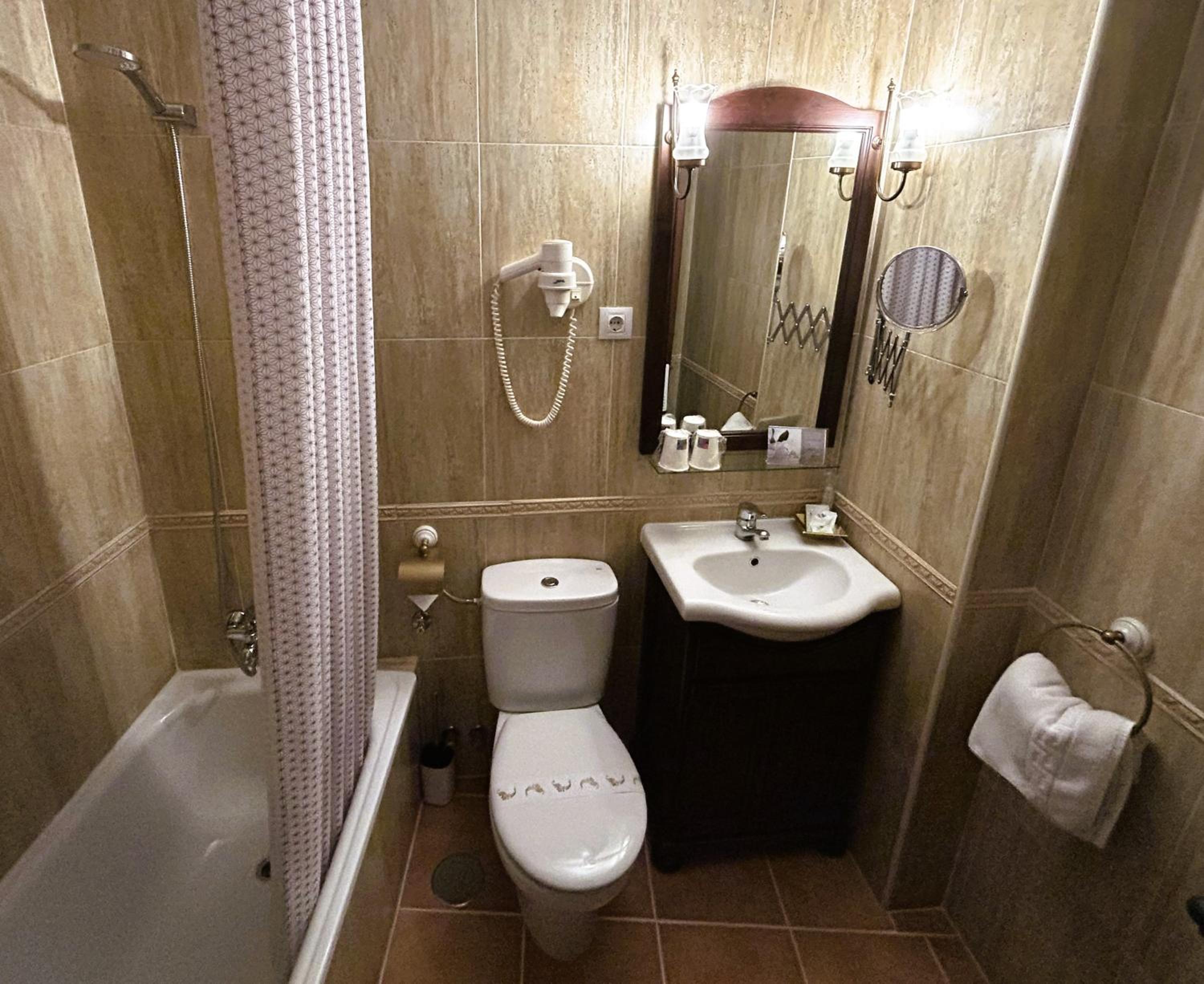 Small Double Room photo 2