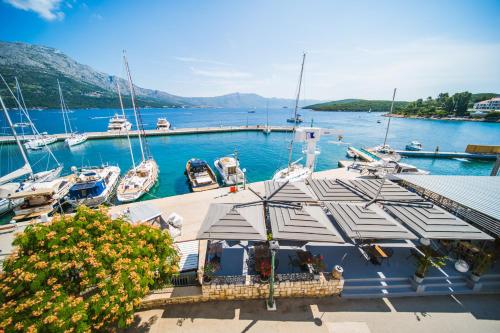 Double Room with Balcony and Sea View photo 1