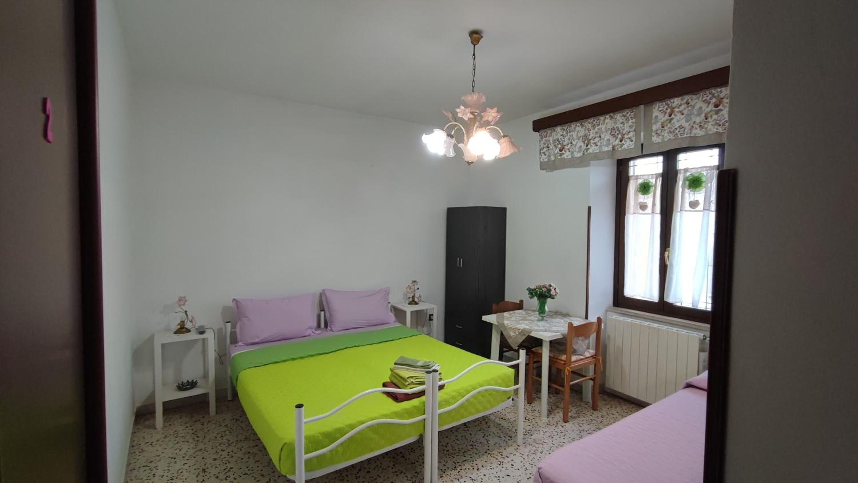 Double Room - Photo 2