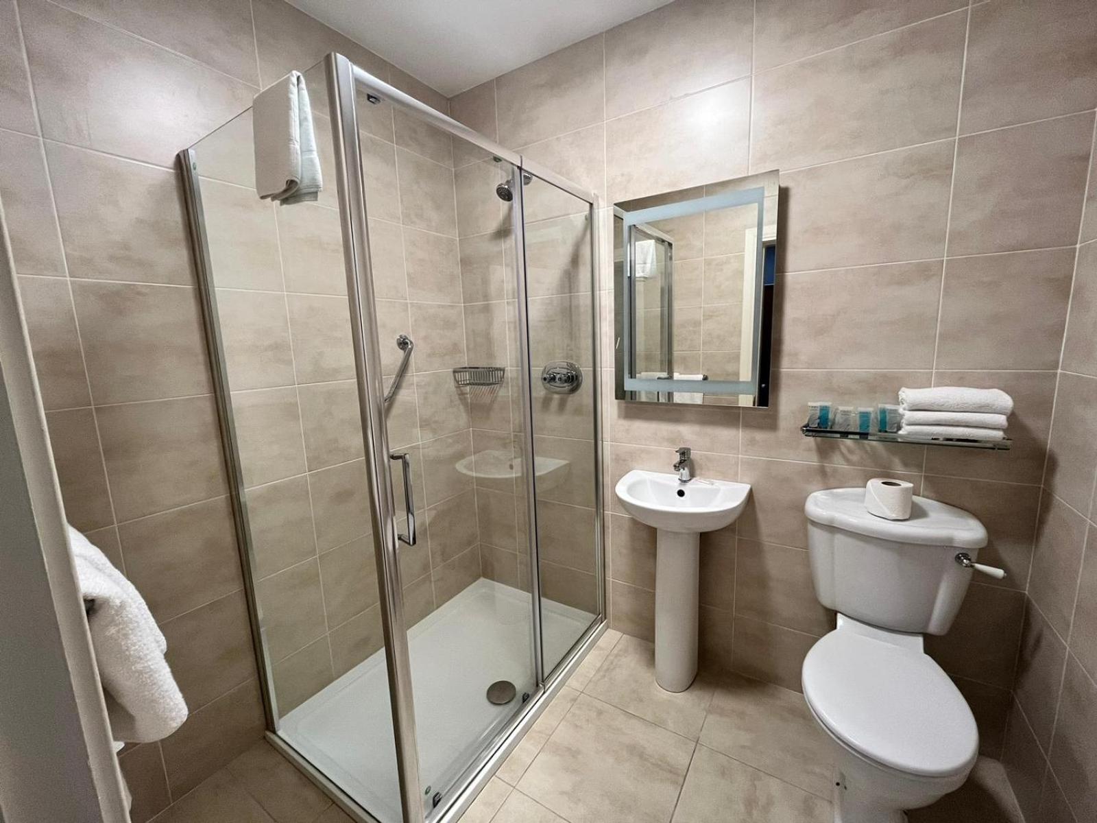 Standard Twin Room