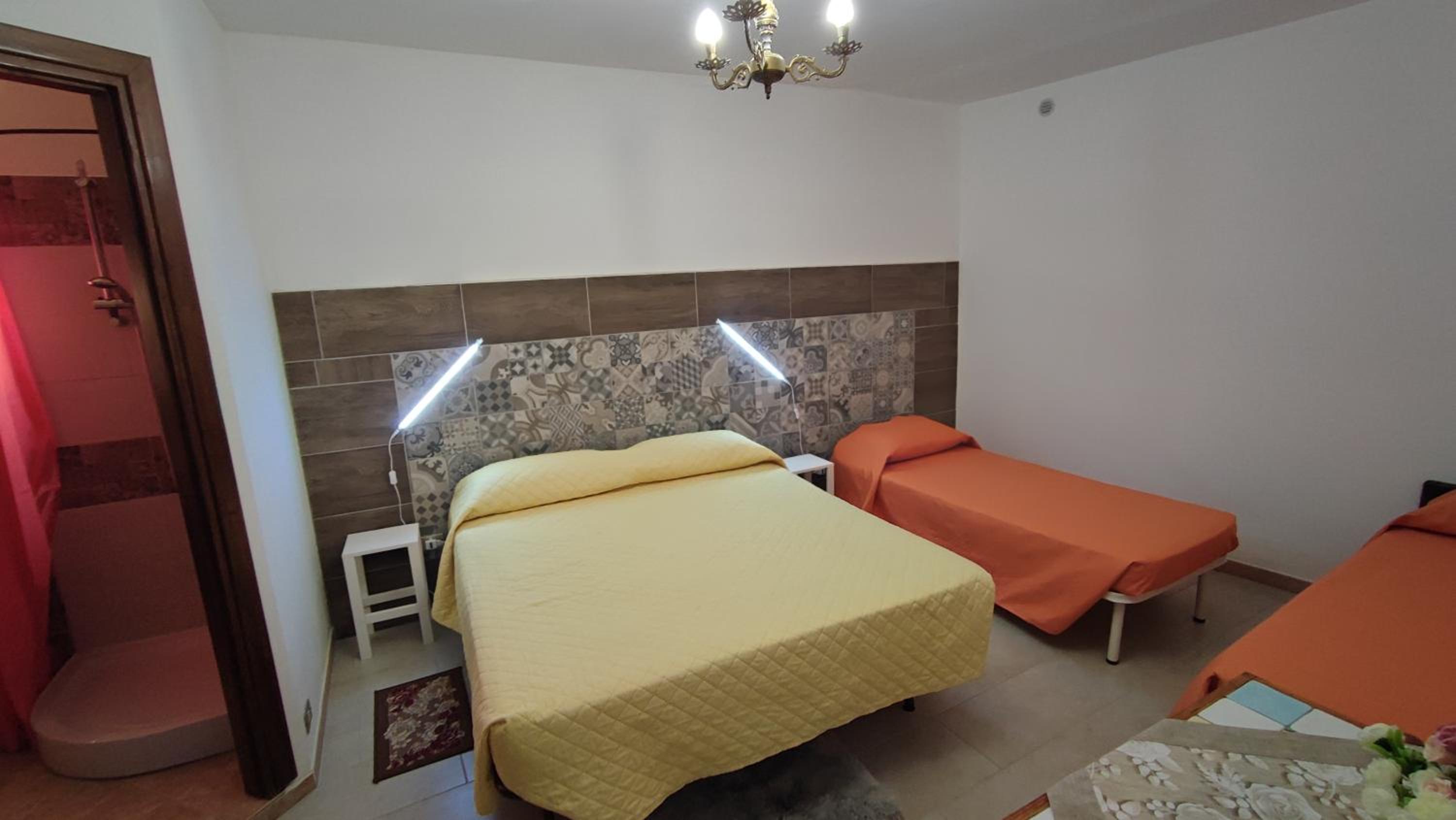 Quadruple Room - Photo 1