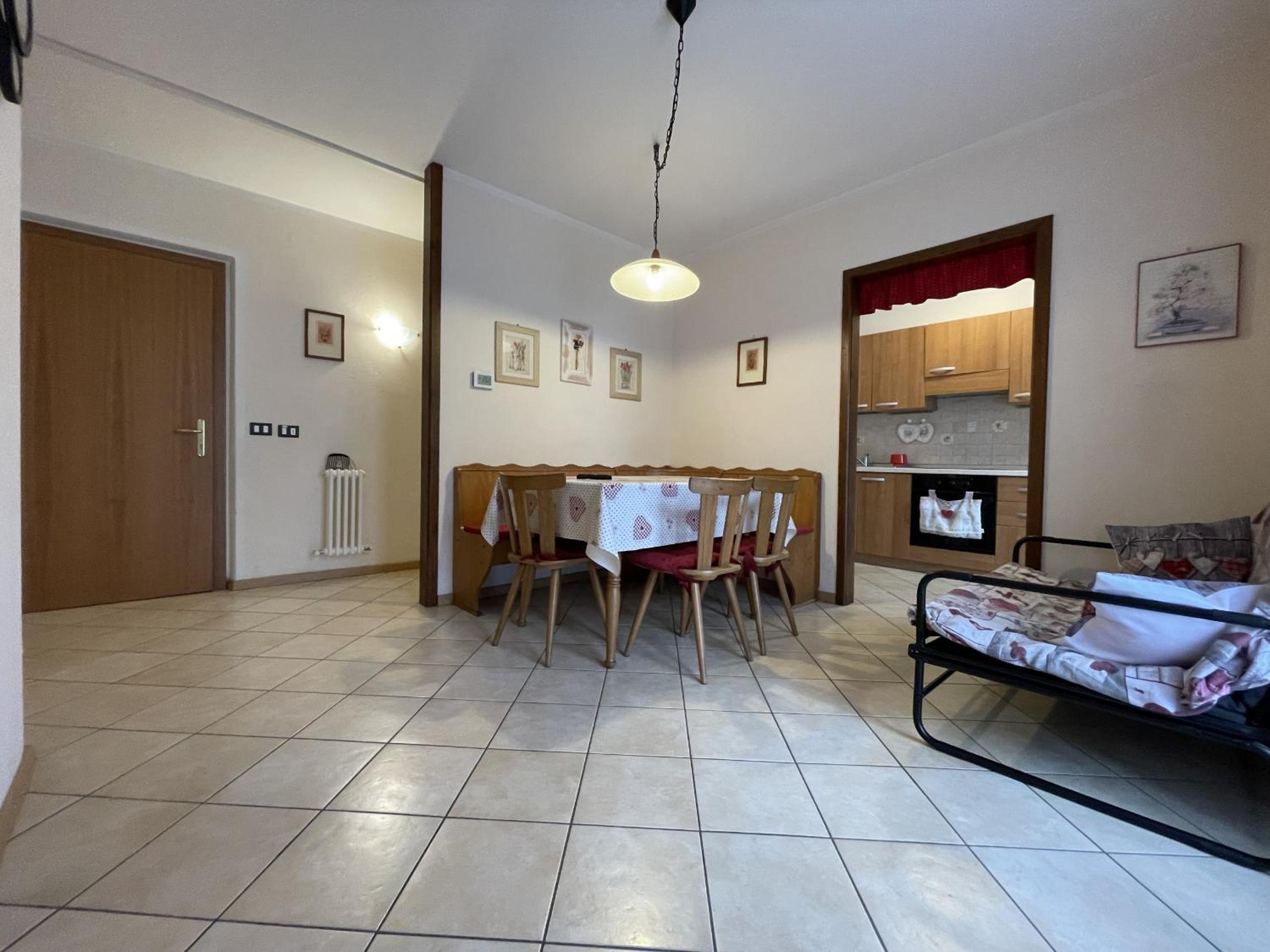Apartment with Balcony photo 2