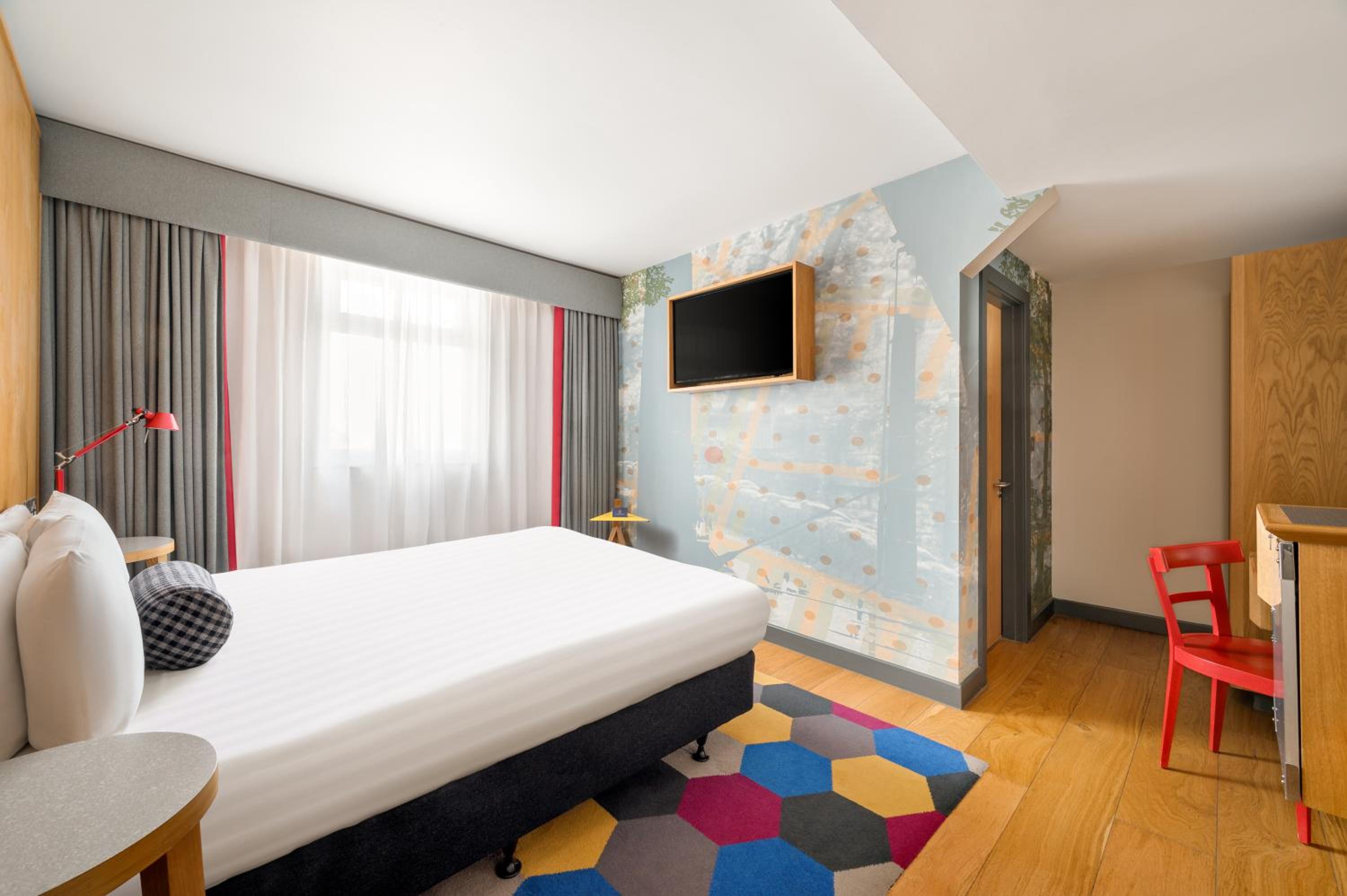 Classic King Room - Photo 6