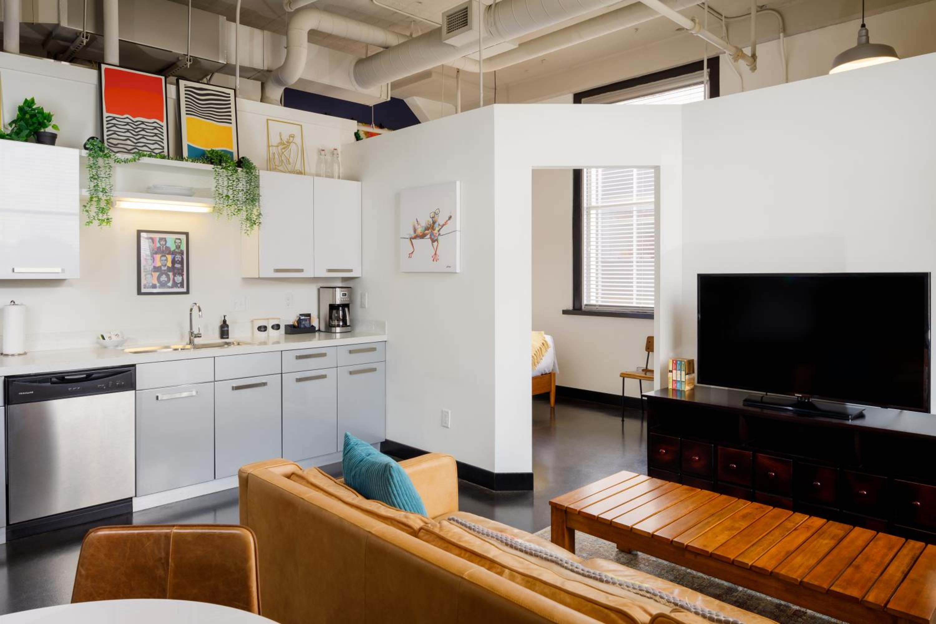 One-Bedroom Apartment