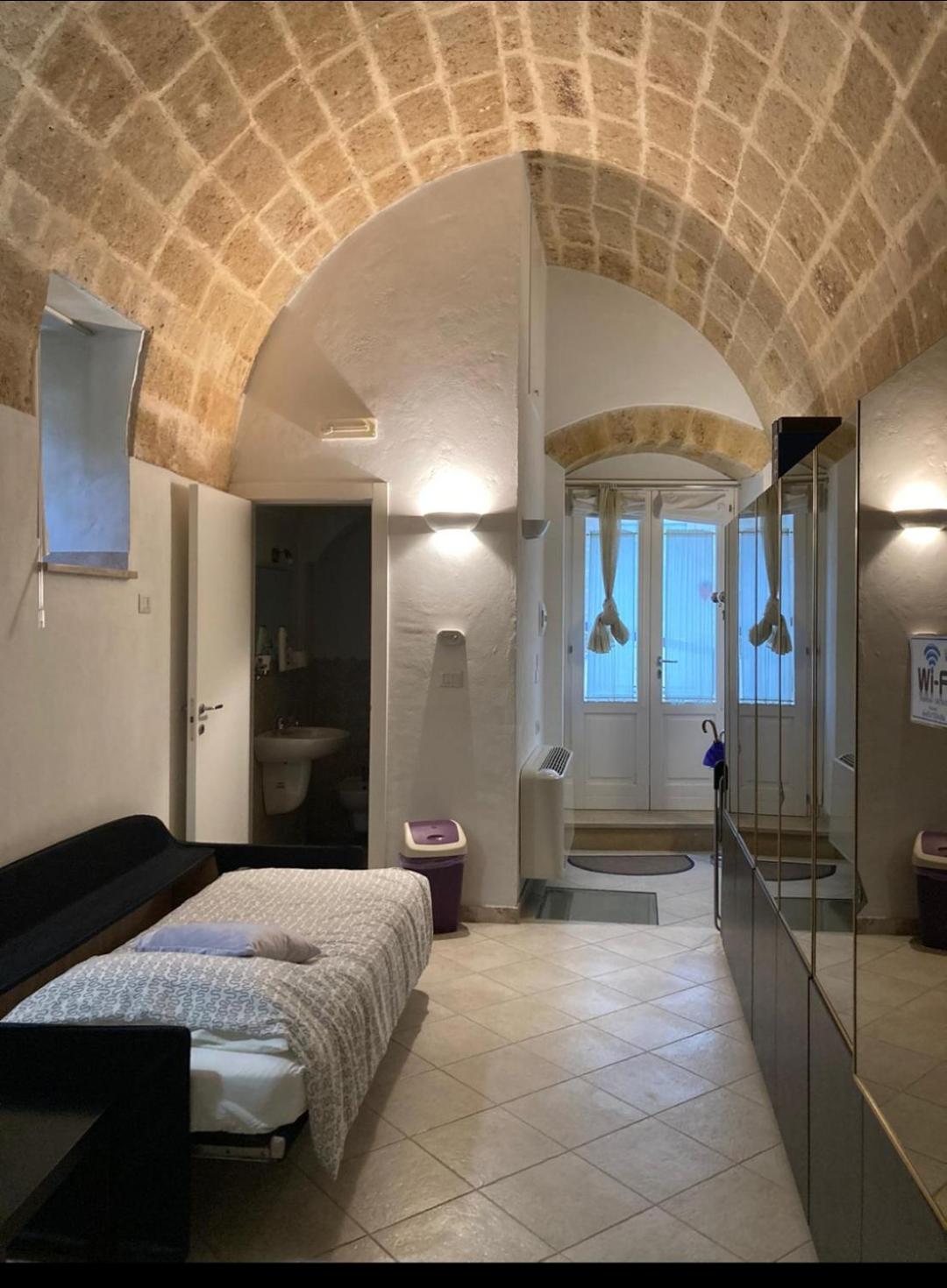 Twin Room with Private Bathroom