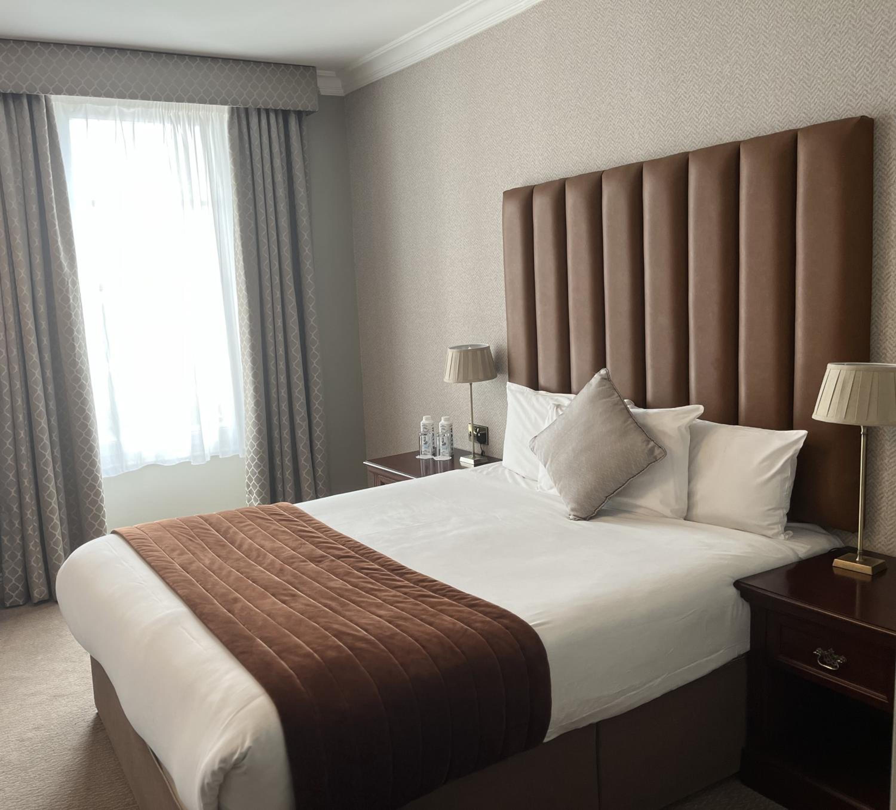Deluxe Double Room - Photo 10