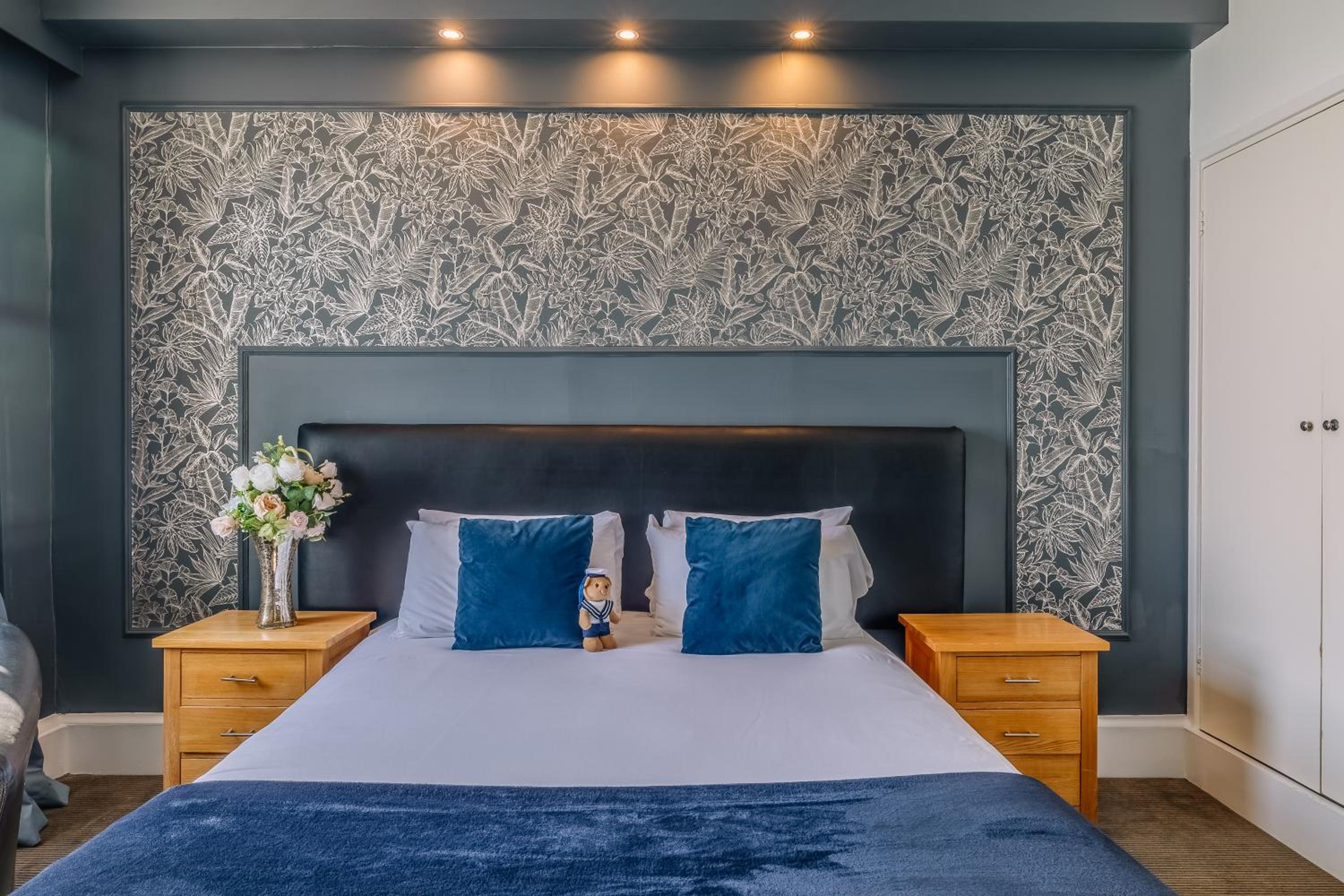Superior Double Room - Photo 2