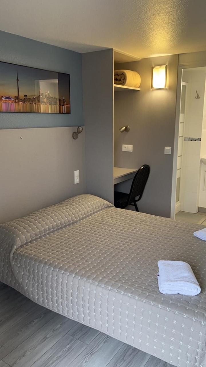 Double Room - Photo 13