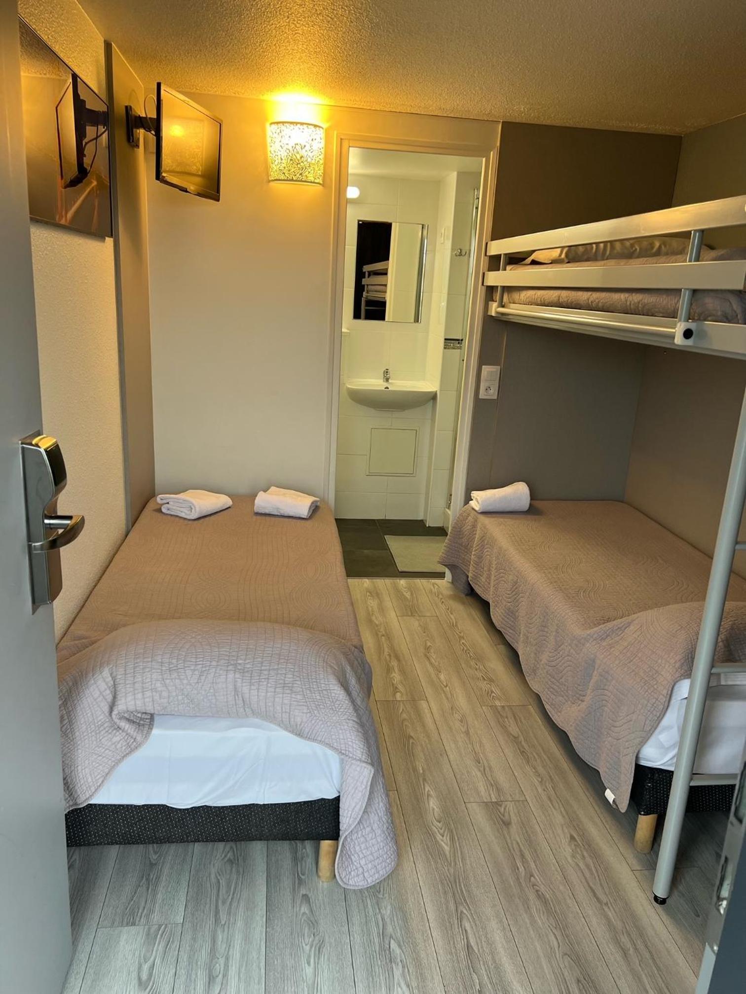 Triple Room - Photo 3